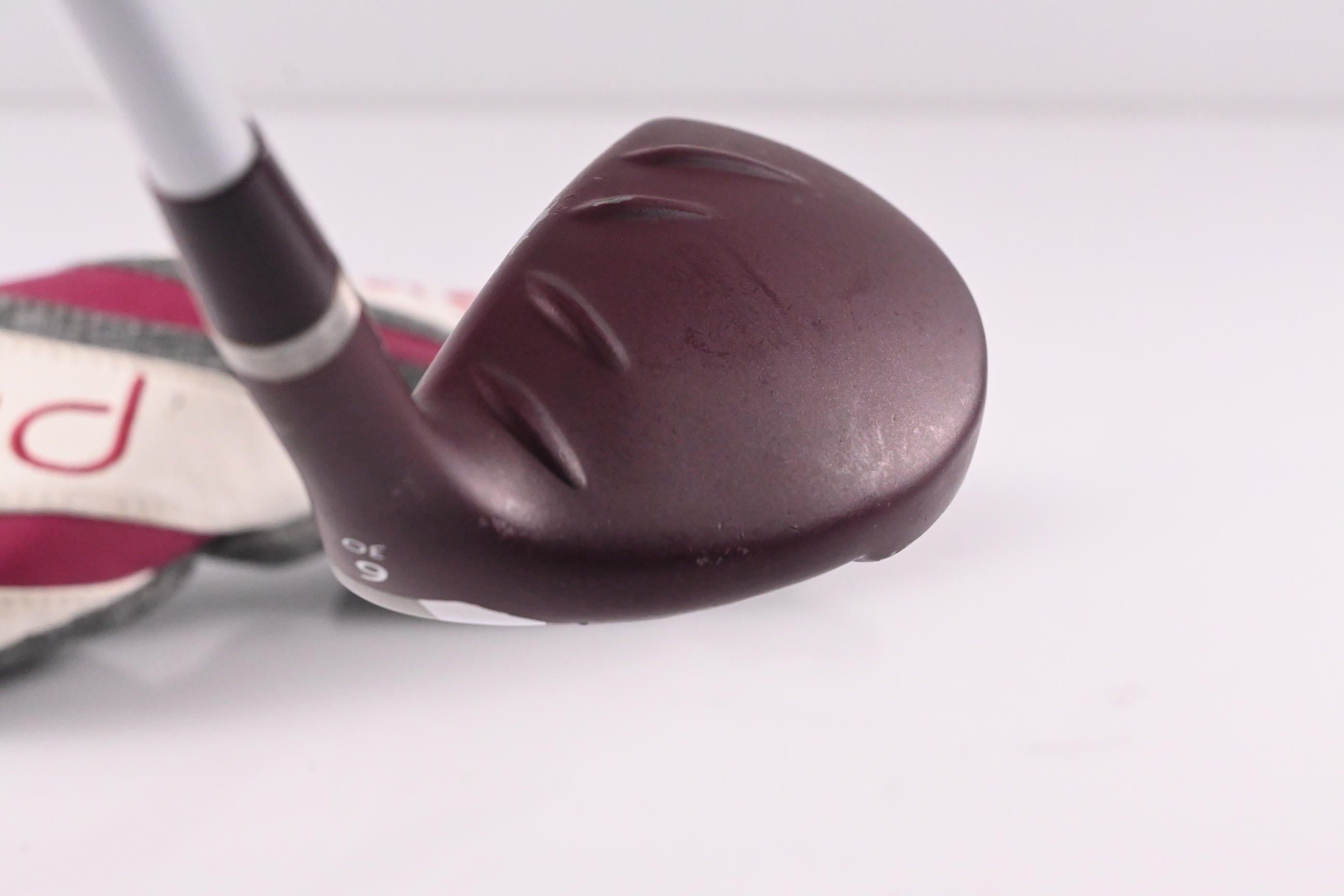 Ladies Ping G Le2 #6 Hybrid / 30 Degree / Ladies Flex Ping ULT240 Shaft