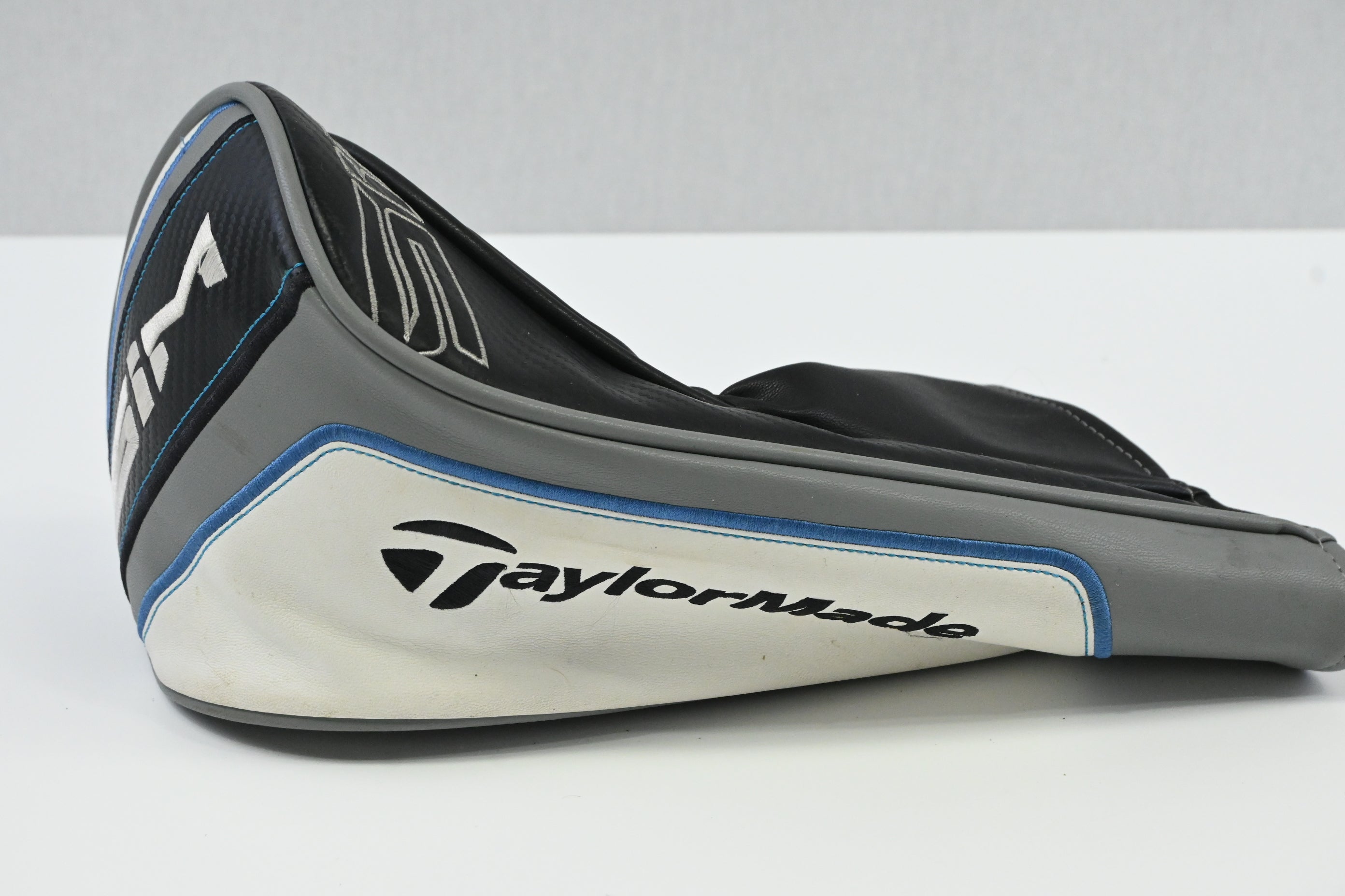 Taylormade SIM Driver / 10.5 Degree / Stiff Flex Tensei CK Blue 60 Shaft