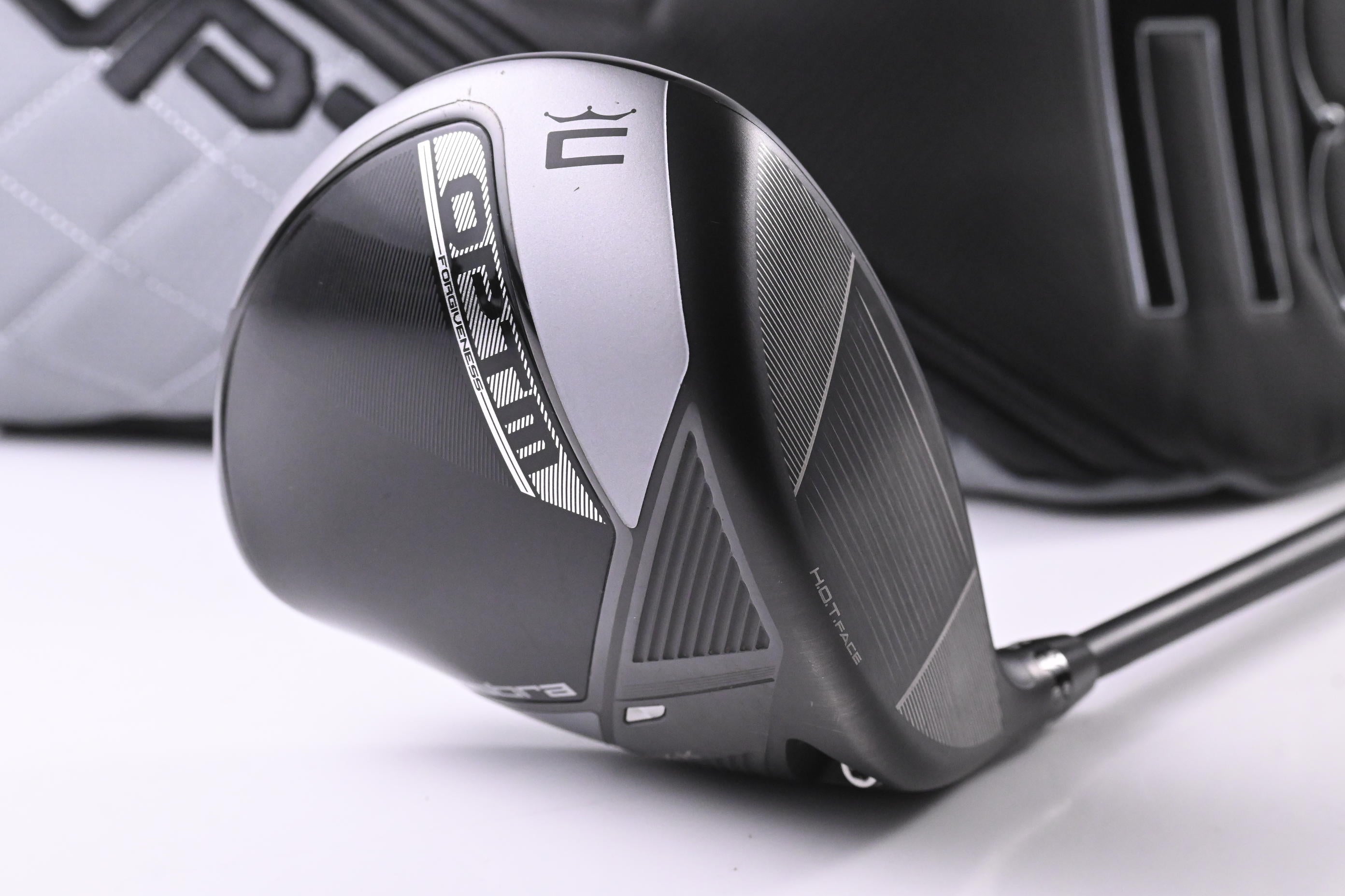 Cobra OPTM MAX-K Driver / 10.5 Degree / Regular Flex Kai'li Dark Waves Red 50