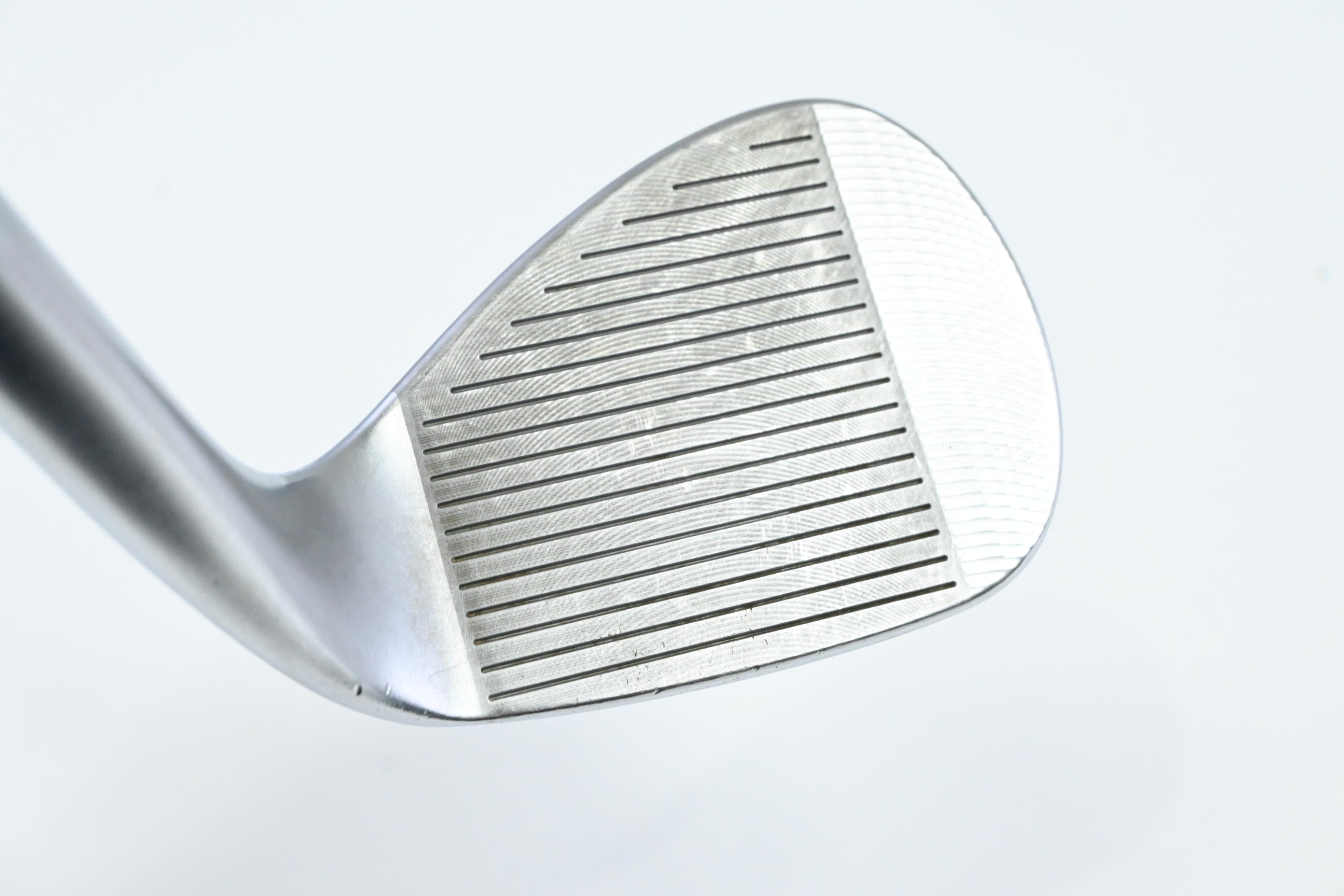 Left Hand Cleveland RTZ Sand Wedge / 54 Degree / Wedge Flex Dynamic Gold Spinner