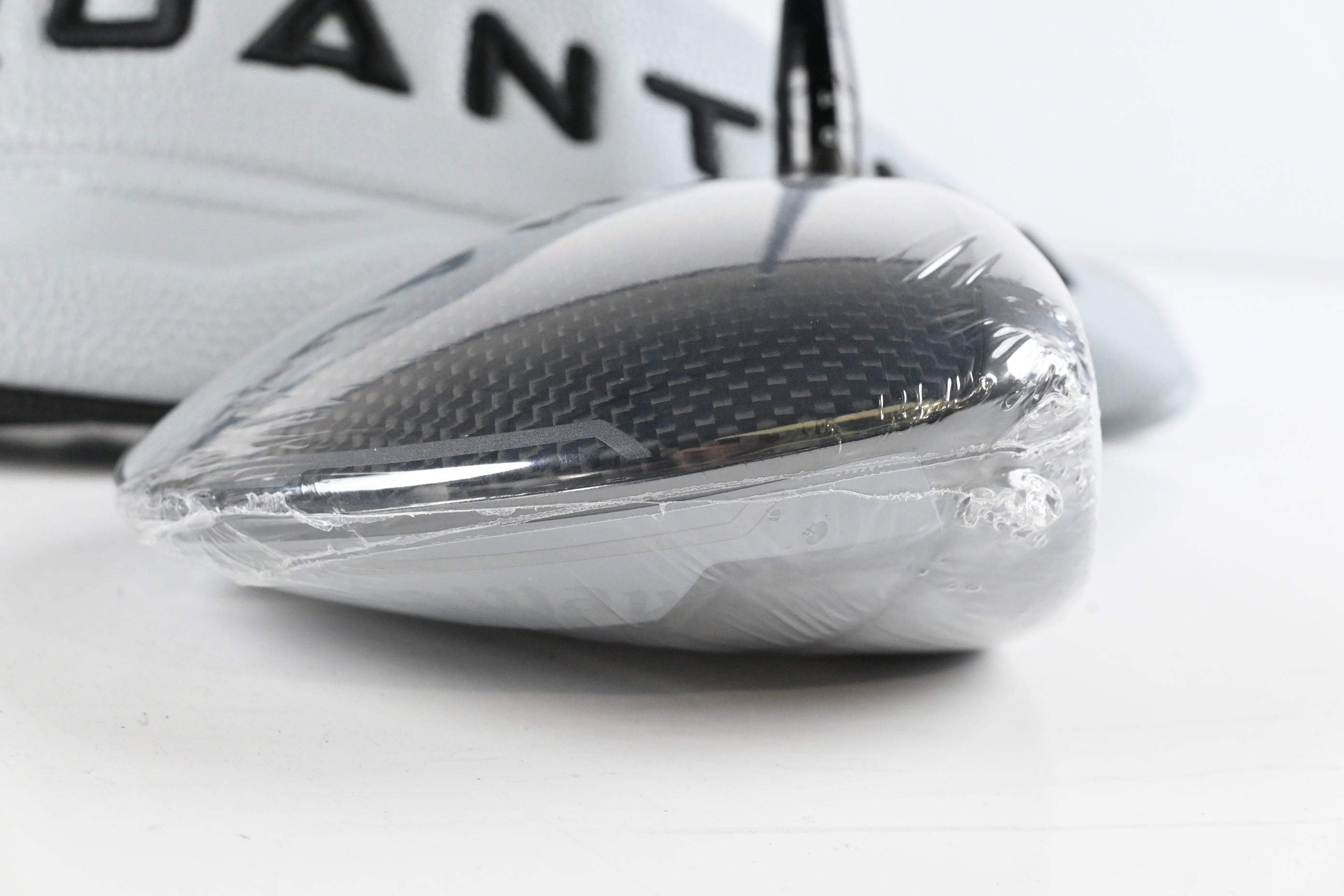 Callaway Quantum Max D Driver / 10.5 Degree / Regular Flex Denali Frost Silver