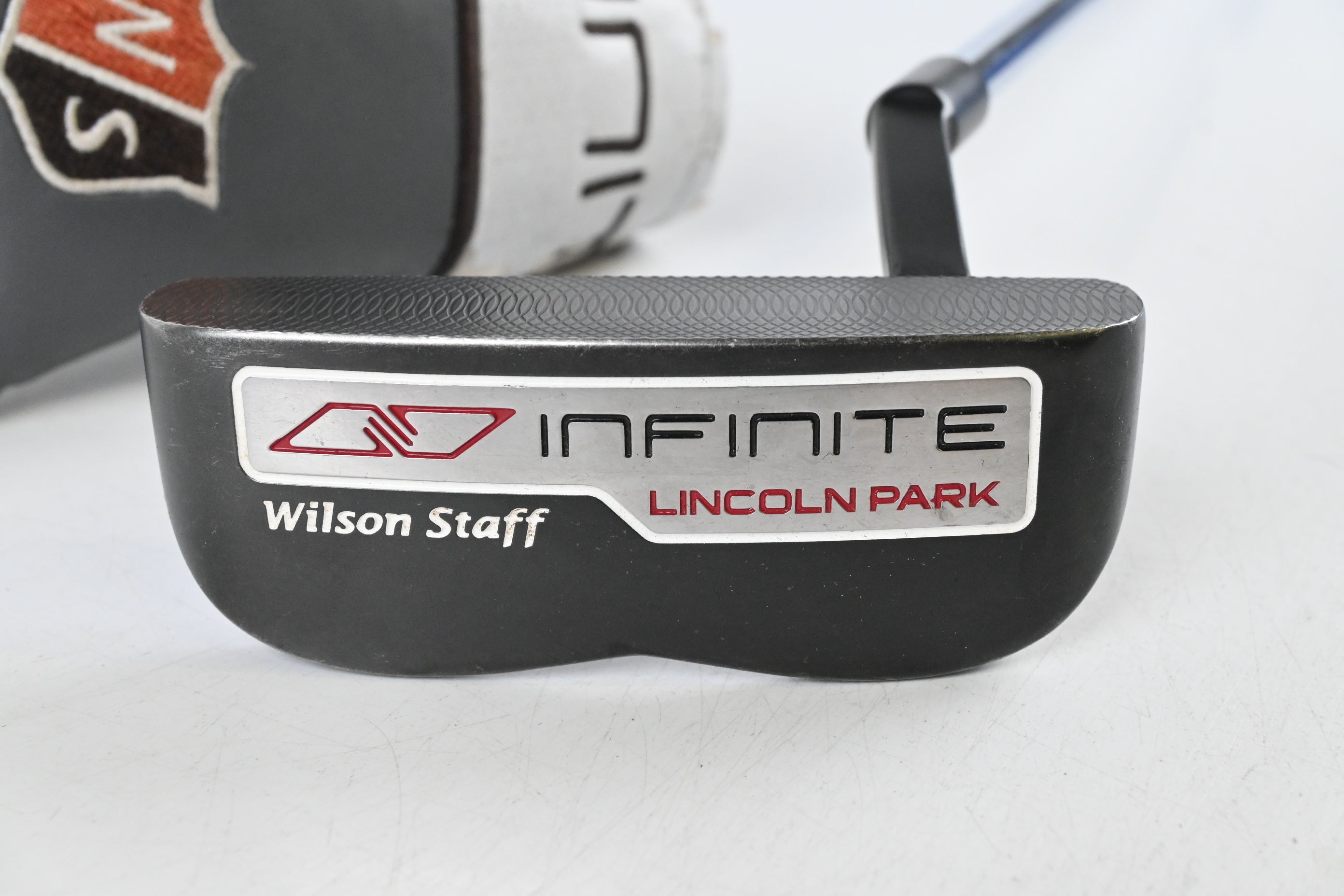 Wilson Infinite Lincoln Park Putter / 34 Inch