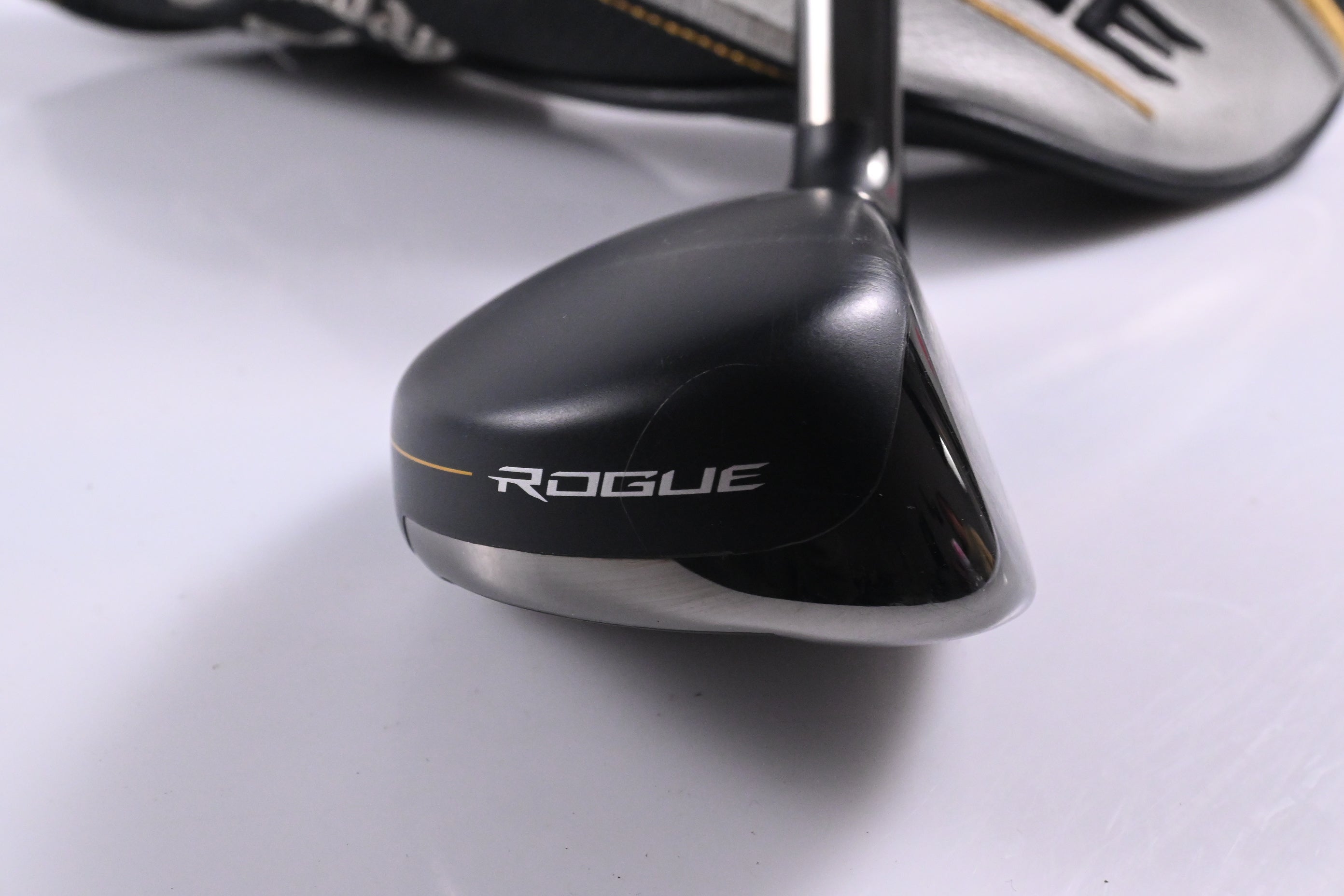 Callaway Rogue ST Max #6 Hybrid / 26 Degree / Regular Flex Tensei AV Blue 65
