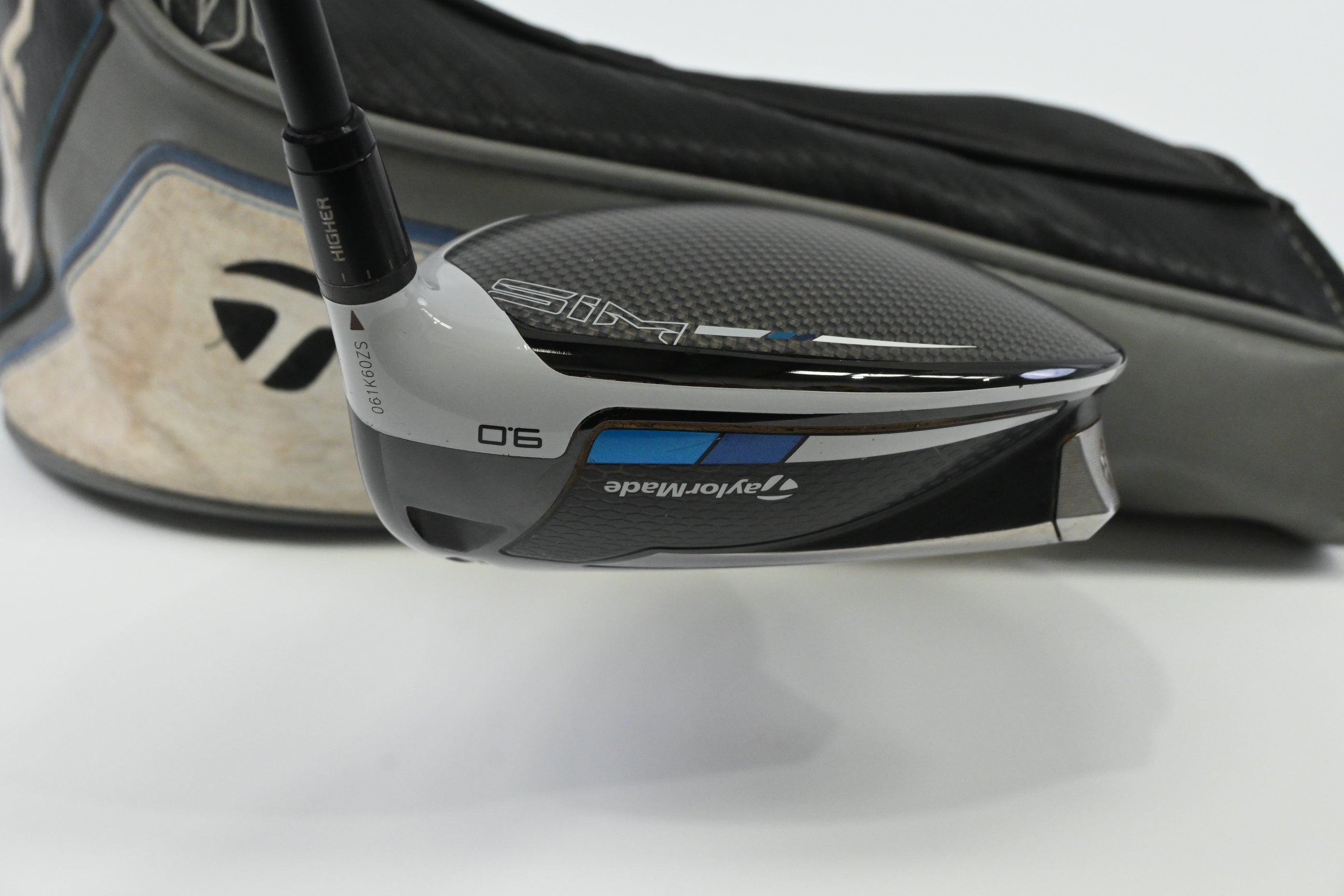 Taylormade SIM Max Driver / 9 Degree / Stiff Flex Project X HZRDUS Red 62 Shaft