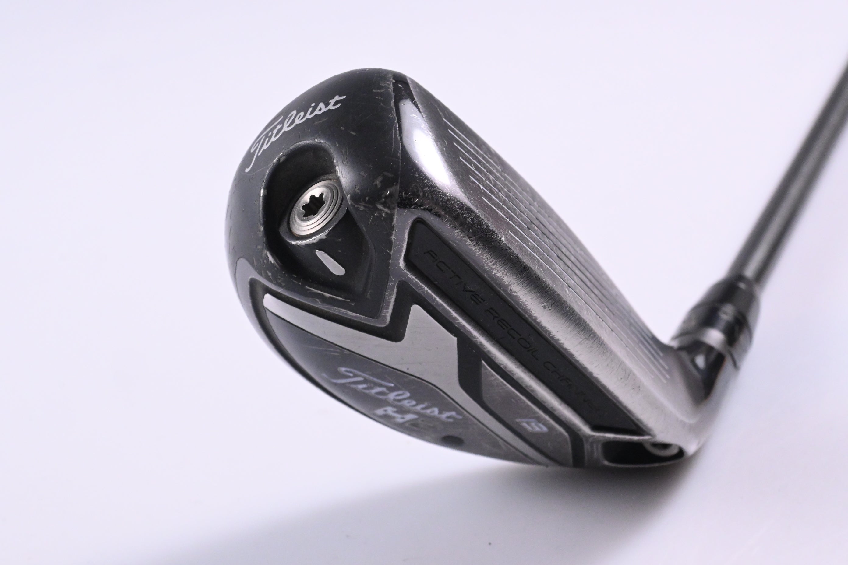Titleist 818 H2 #3 Hybrid / 19 Degree / Stiff Flex Aldila Rogue M.AX 85 Shaft
