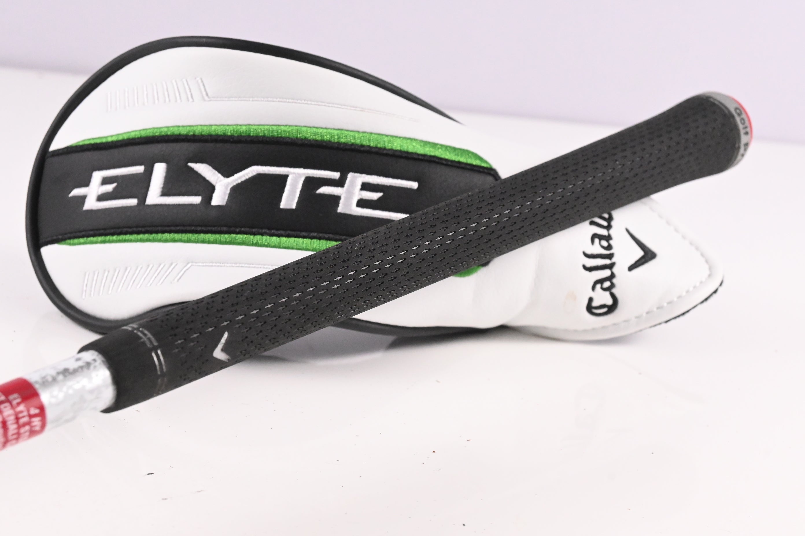 Callaway Elyte X #4 Hybrid / 21 Degree / Regular Flex Denali Charcoal 60 Shaft