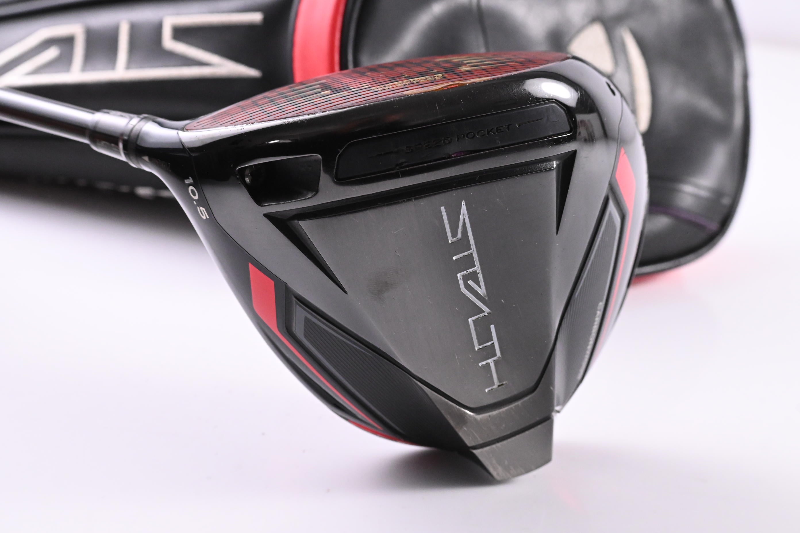 Left Hand Taylormade Stealth Driver / 10.5 Degree / Regular Flex Ventus Red 5