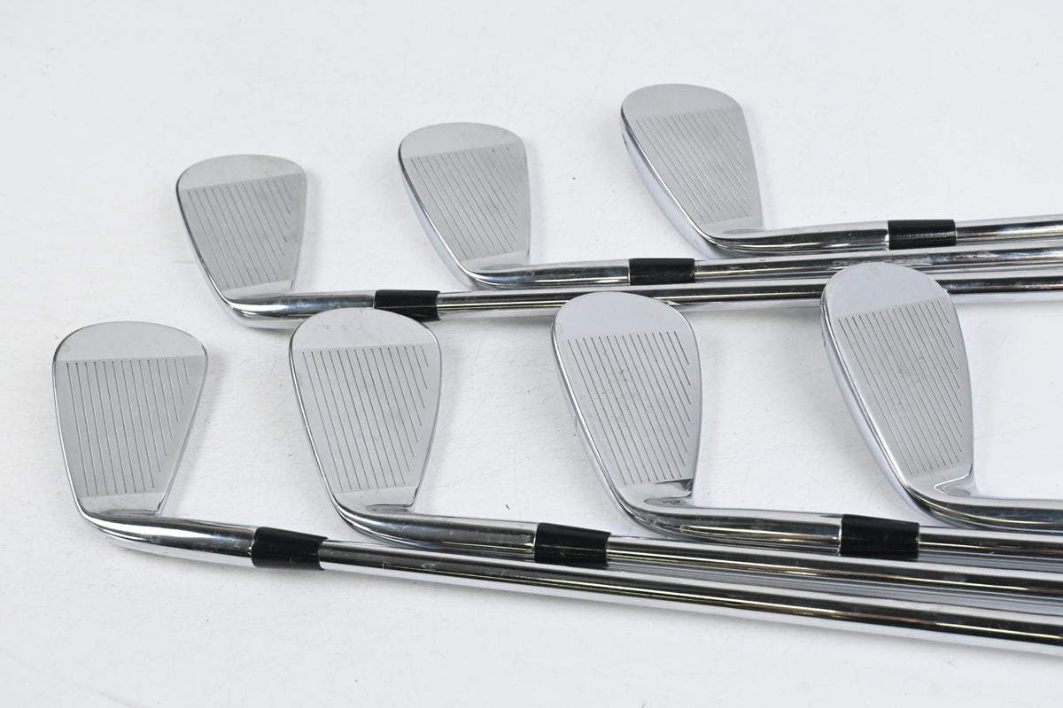 Cobra King Tour 2020 Irons / 4-PW / Regular Flex KBS S-Taper 120 Shafts
