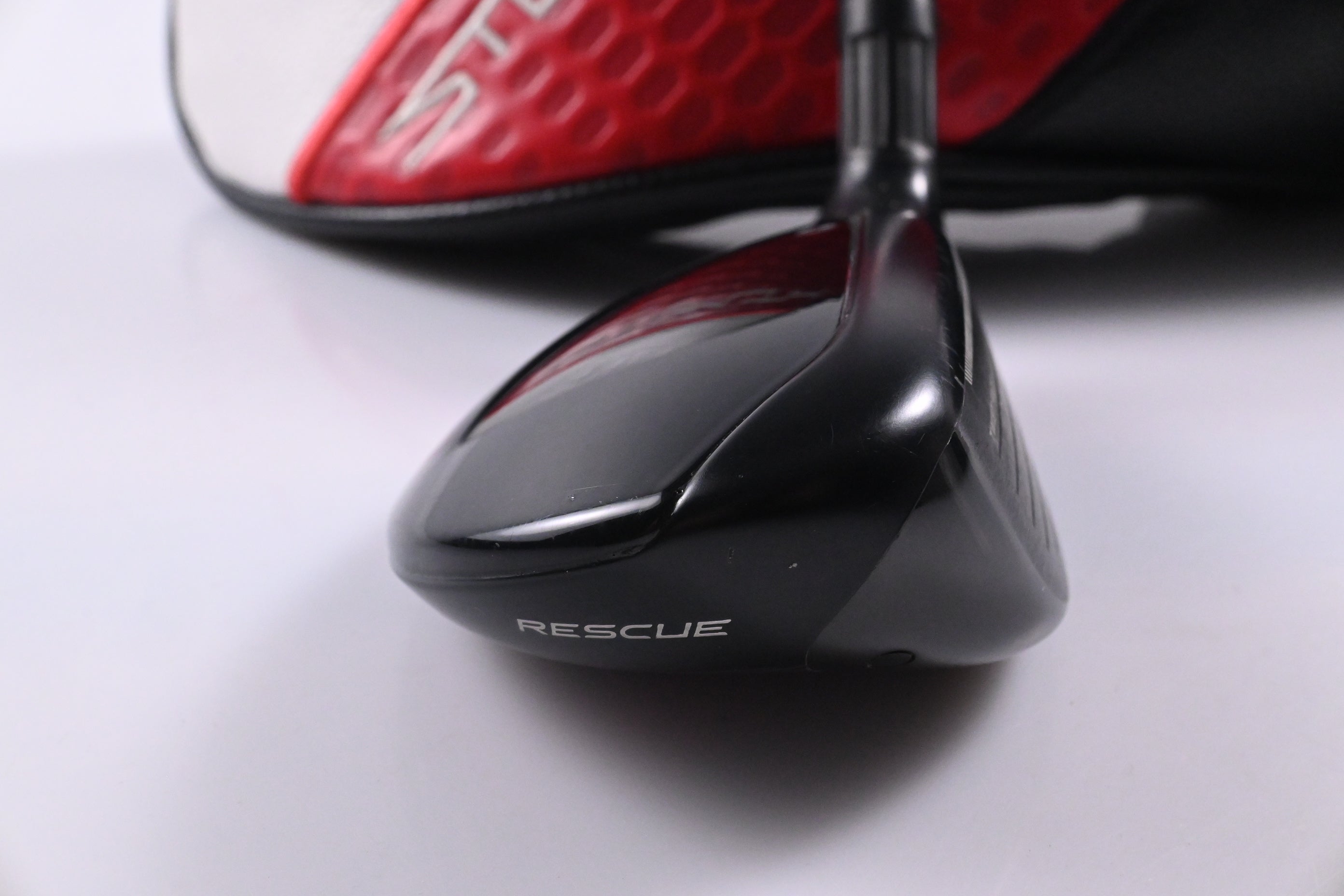Taylormade Stealth 2 #4 Hybrid / 22 Degree / Senior Flex Speeder NX 50 Shaft