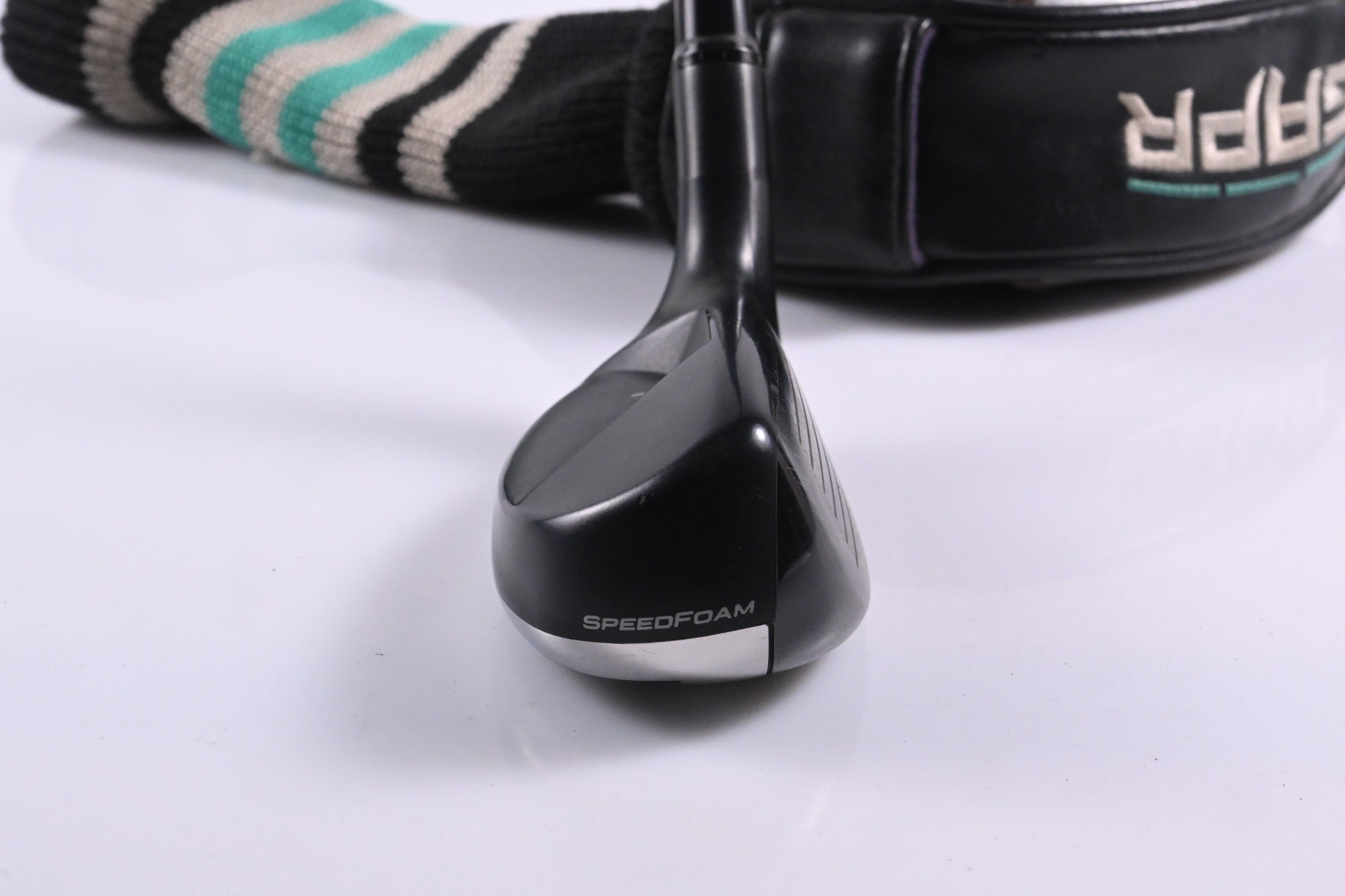 Taylormade GAPR Hi #4 Hybrid / 22 Degree / Regular Flex KBS Hybrid 70 Shaft