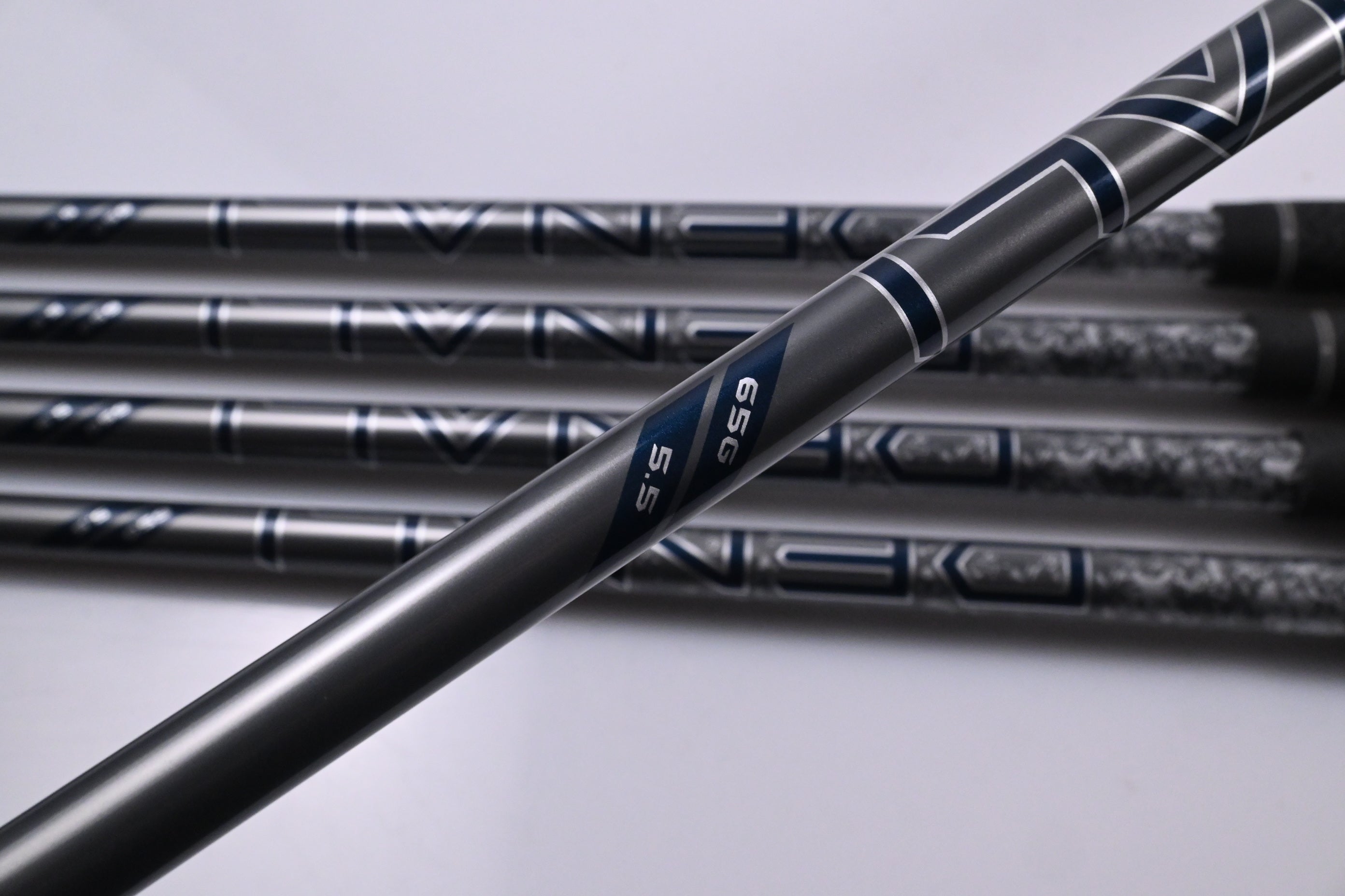 Callaway Apex Ai300 Irons / 7-PW+GW / Regular Flex Denali Charcoal 65 Shaft