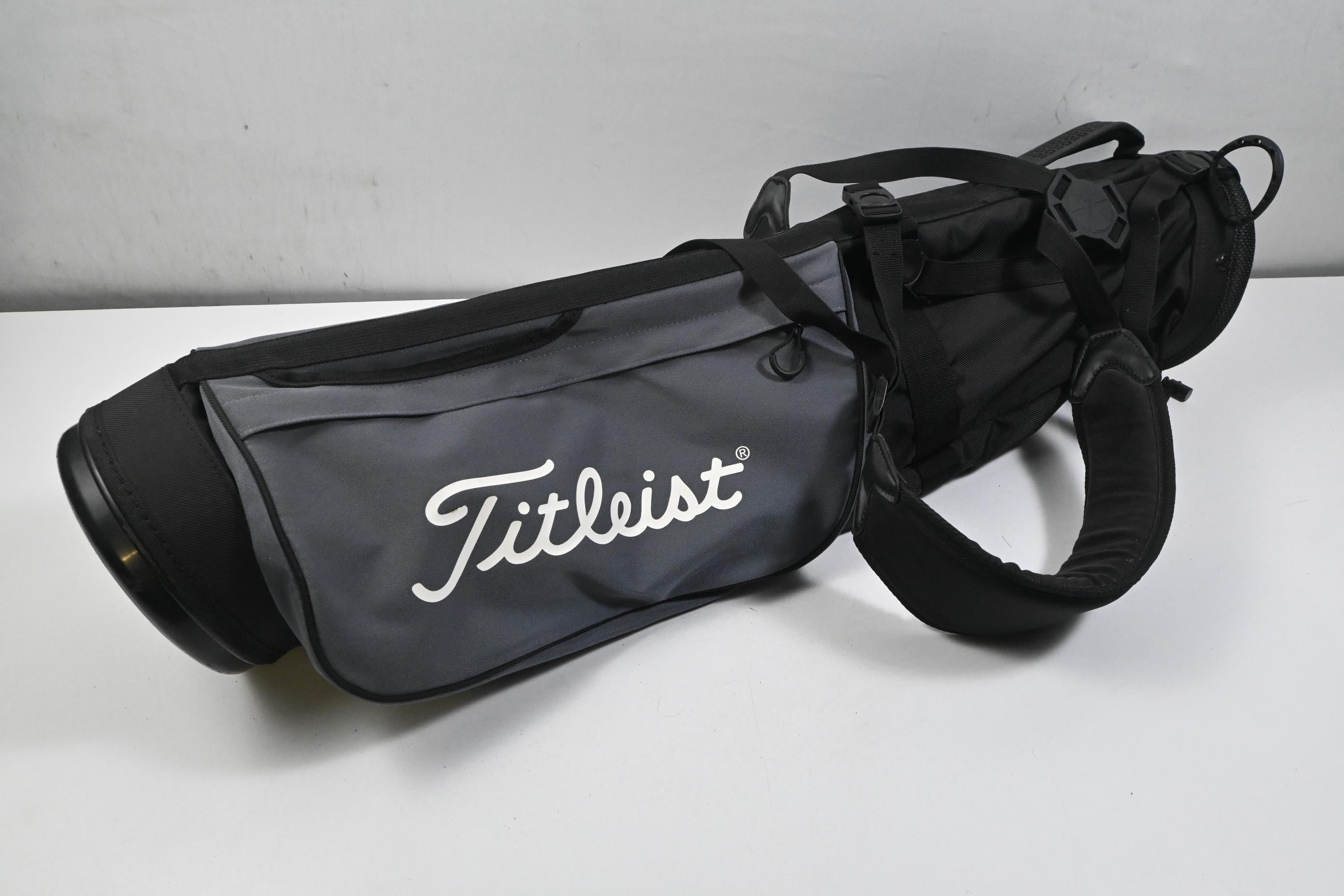 Titleist Pencil Bag / 2-Way Divider / Black & Grey