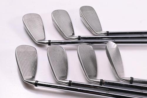 Wilson Deep Red Irons / 5-PW+SW / Regular Flex Wilson Shafts