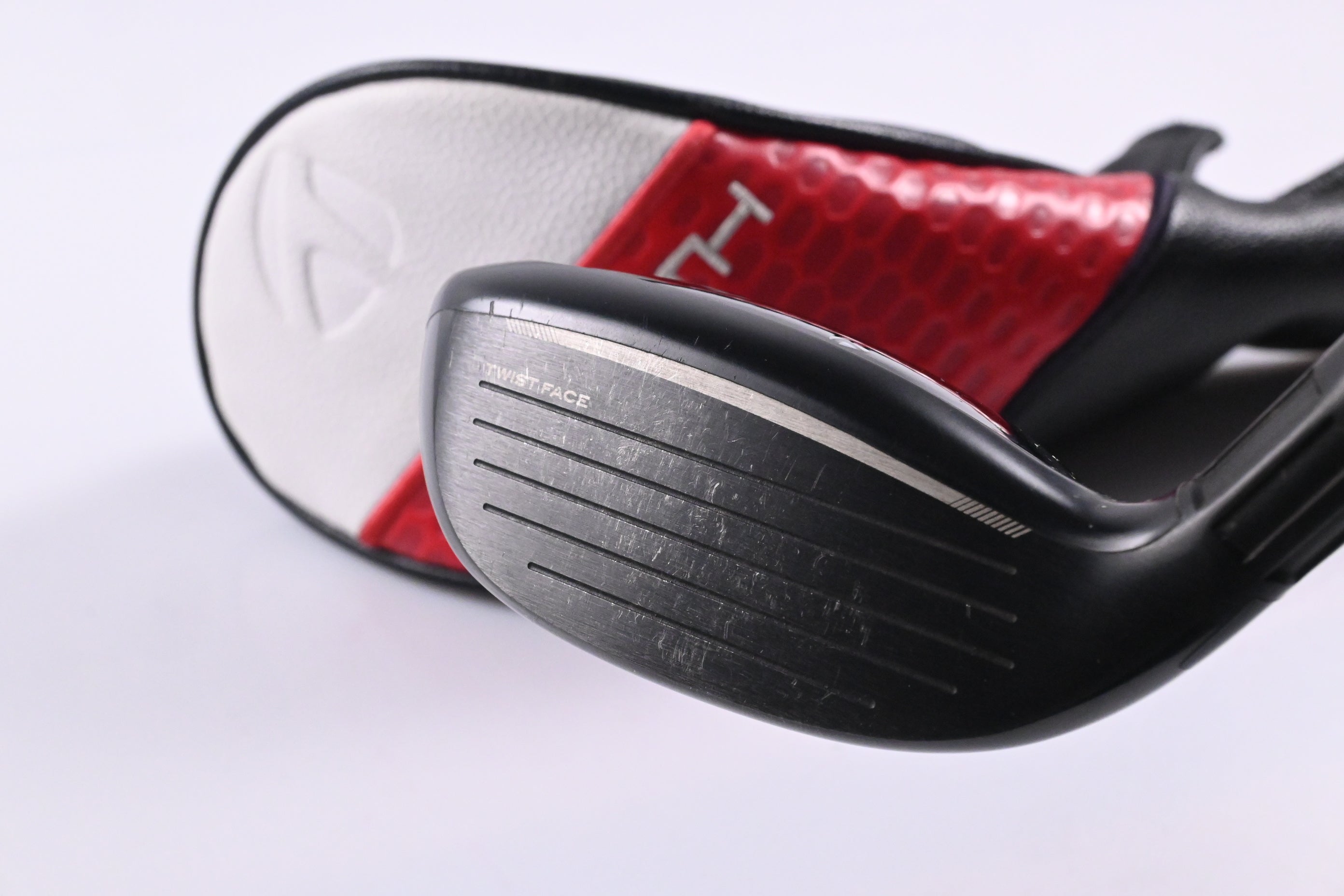 Taylormade Stealth 2 #4 Hybrid / 22 Degree / Senior Flex Speeder NX 50 Shaft