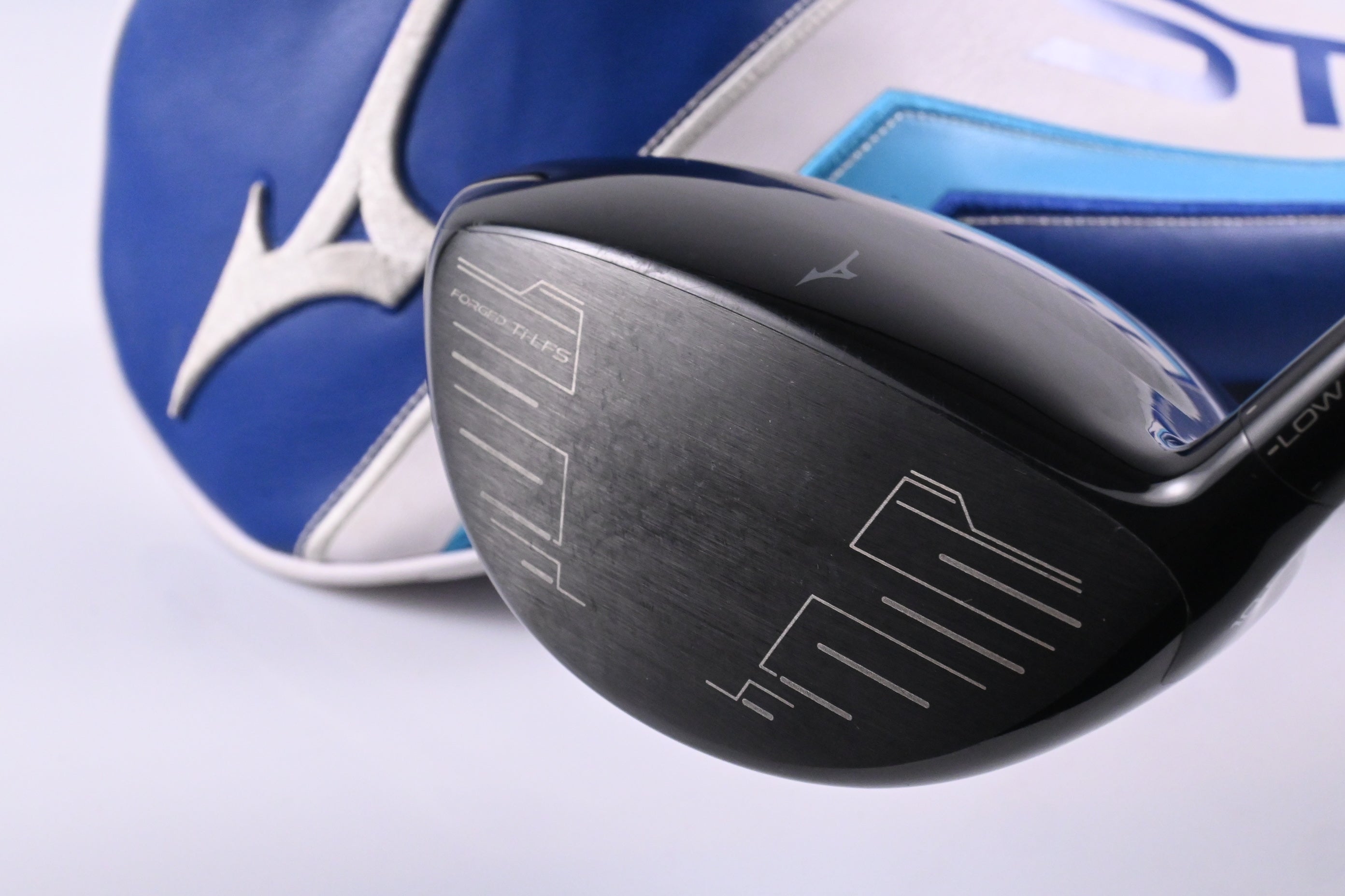 Mizuno ST-Max 230 Driver / 10.5 Degree / Stiff Flex UST Mamiya LIN-Q M40X Red 5