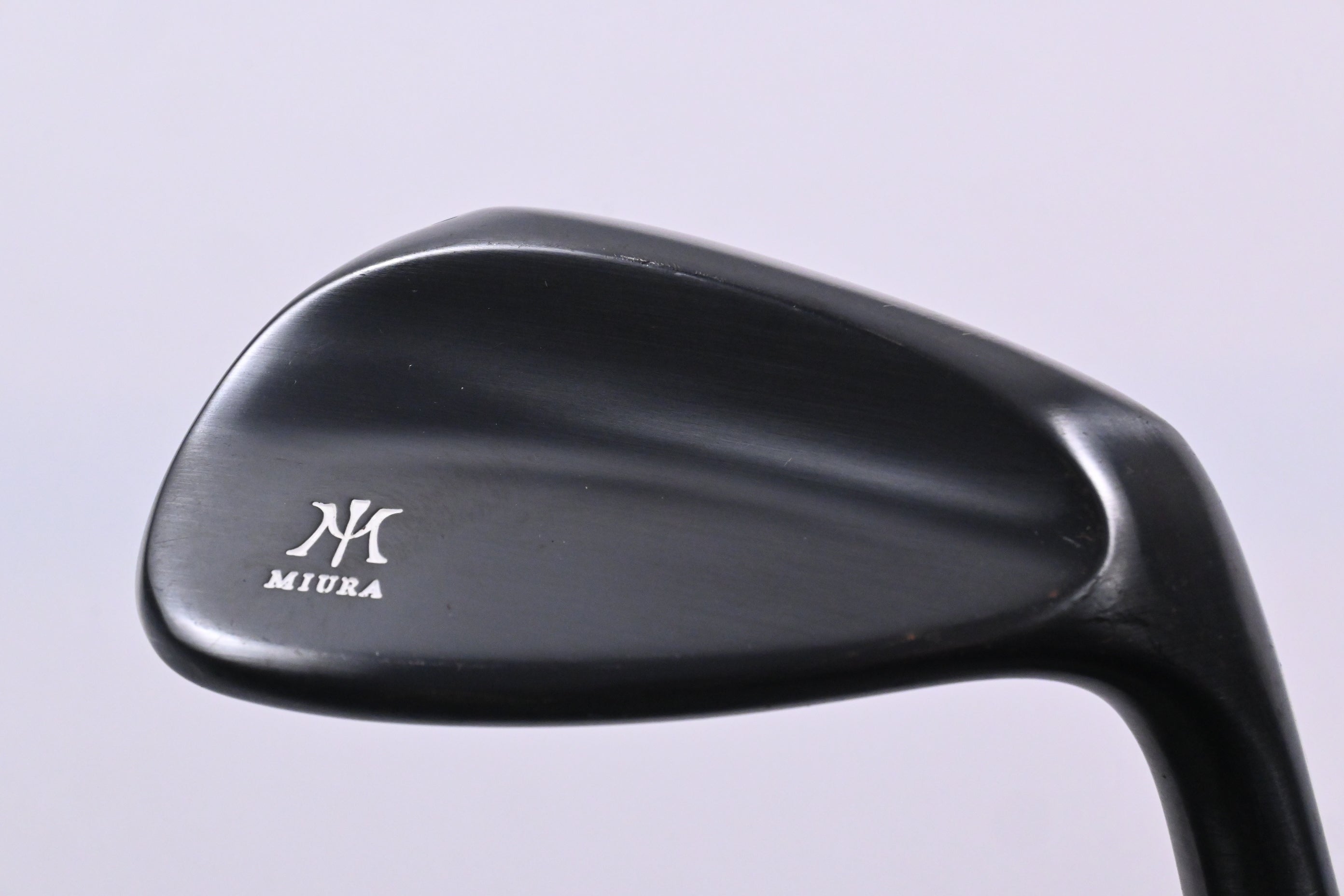 Miura Tour Forged Black Sand Wedge / 54 Degree / Wedge Flex Dynamic Gold Spinner
