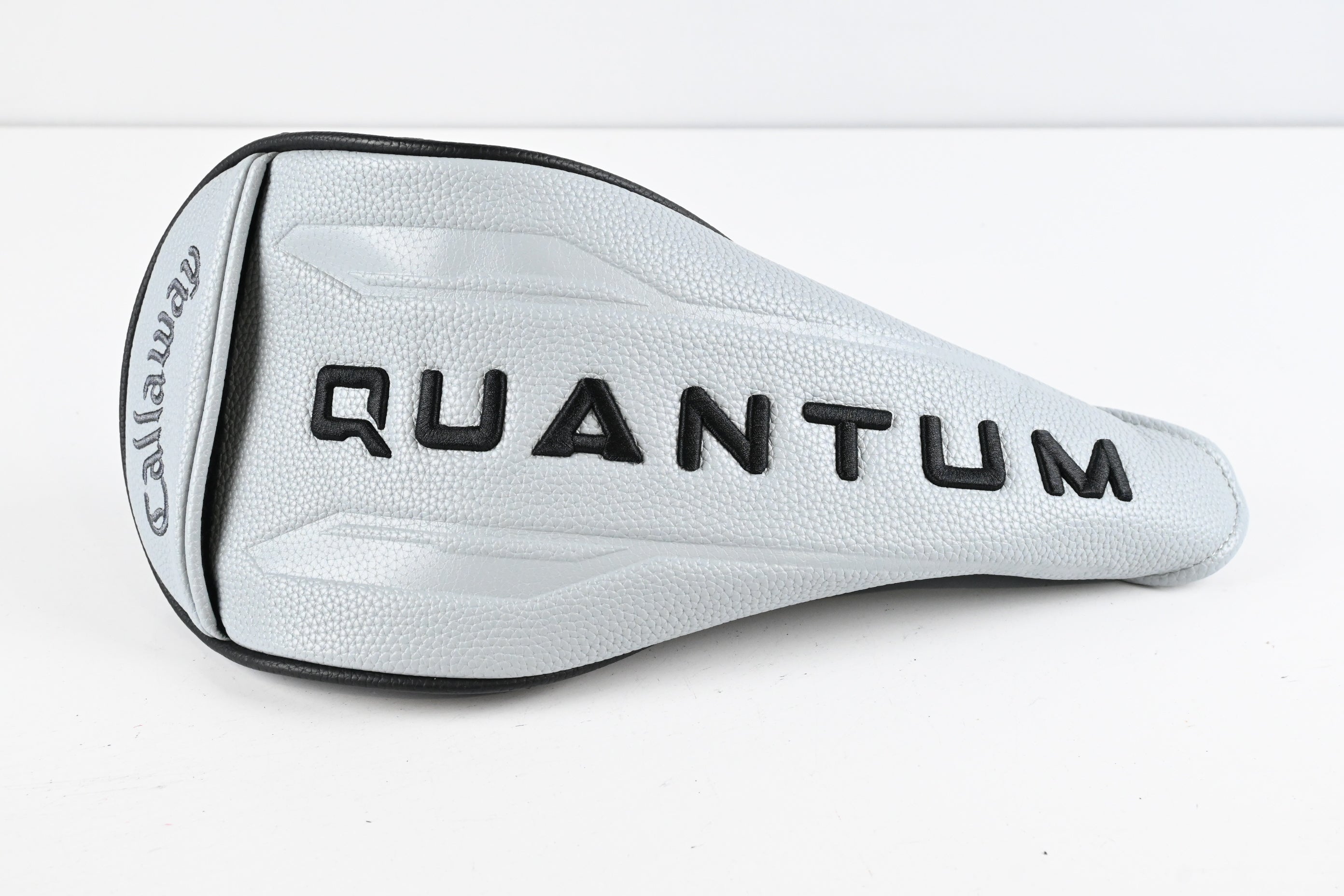 Callaway Quantum Max D Driver / 10.5 Degree / Regular Flex Denali Frost Silver