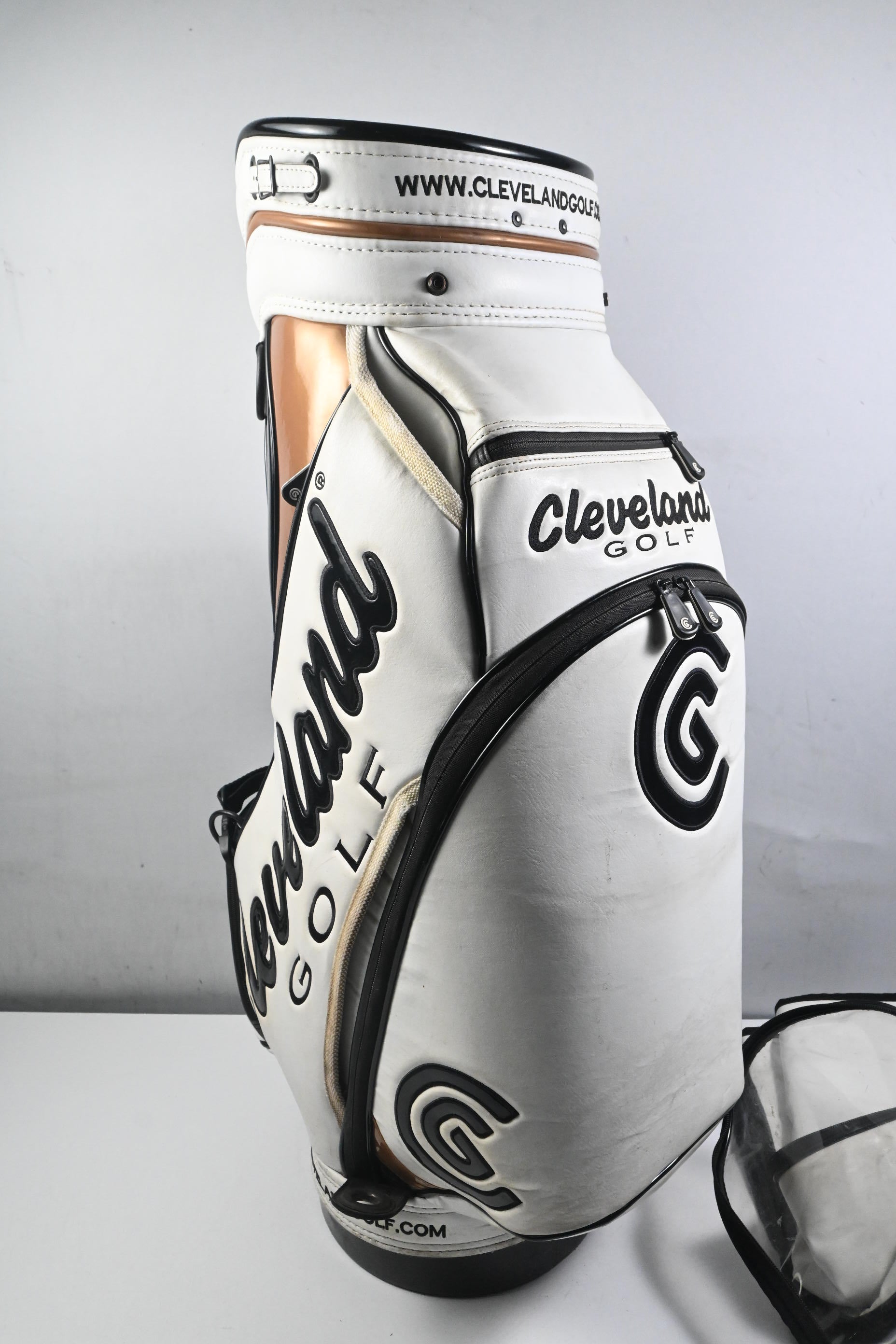 Cleveland Tour Bag / 6-Way Divider / White, Black & Brown