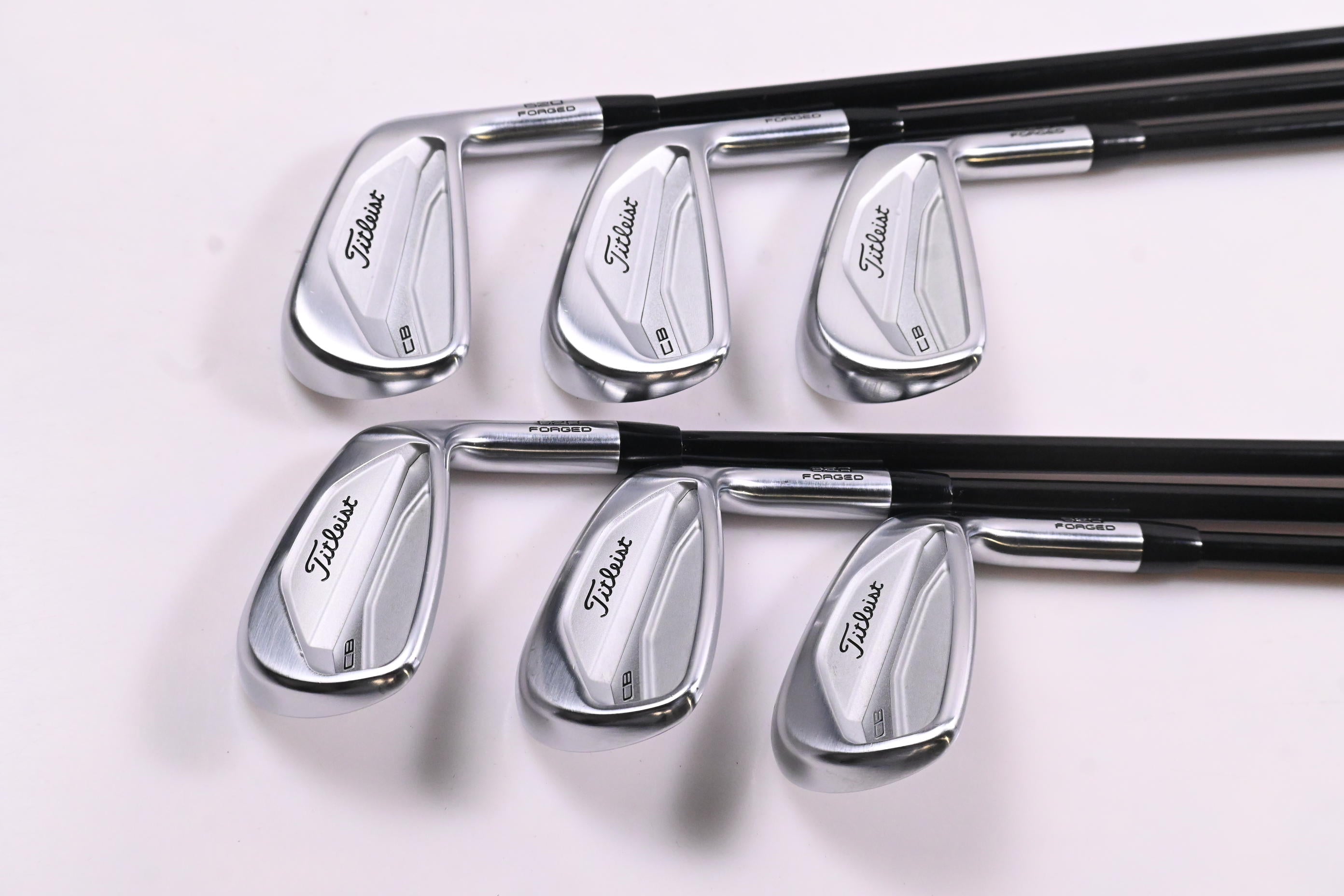 Titleist CB 620 Irons / 5-PW / Senior Flex Tensei AV Red AM(2) Shafts