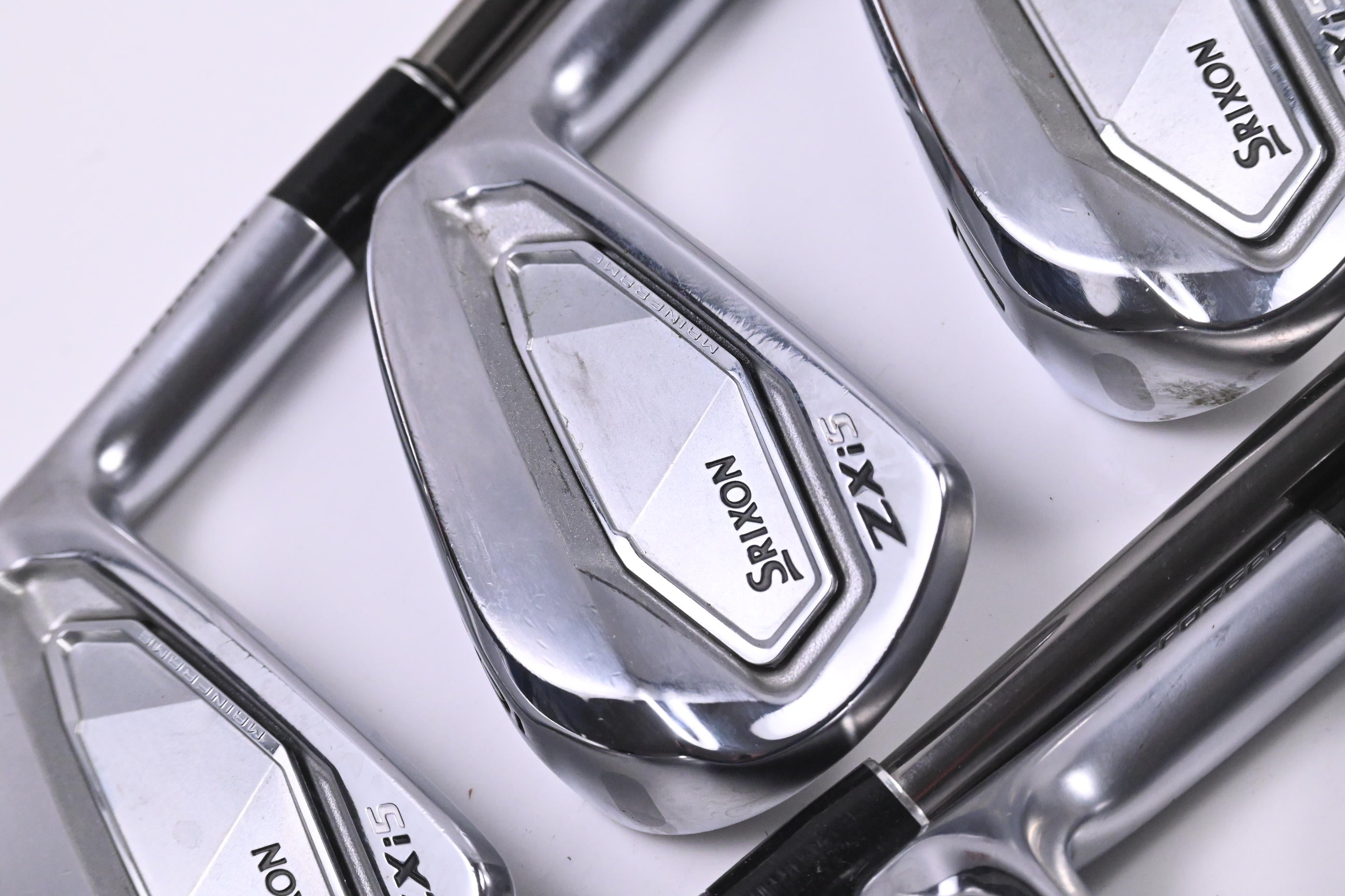 Srixon ZXi5 Irons / 5-PW / Stiff Flex UST Mamiya Recoil 95 Shafts