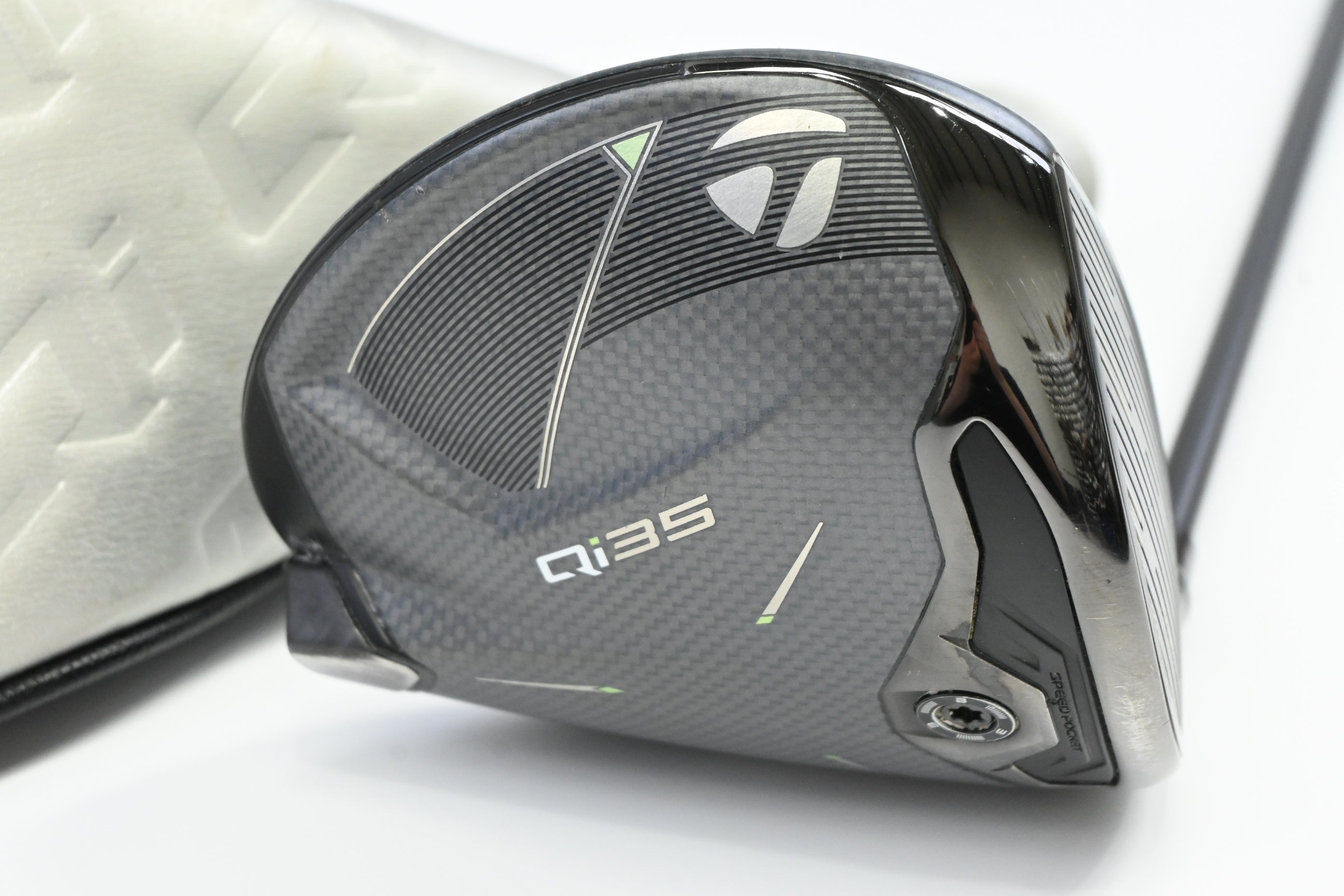Taylormade Qi35 Driver / 9 Degree / Stiff Flex Cypher 50 Shaft