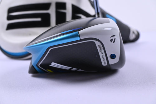 TaylorMade SIM2 Max Driver / 10.5 Degree / Regular Flex Ventus Blue 5 Shaft