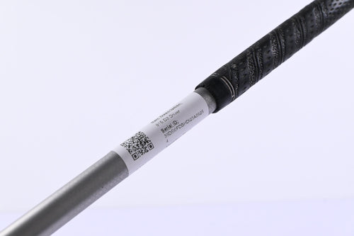 Titleist 915 D3 Driver / 9.5 Degree / Stiff Flex Diamana D+ White 70 Shaft