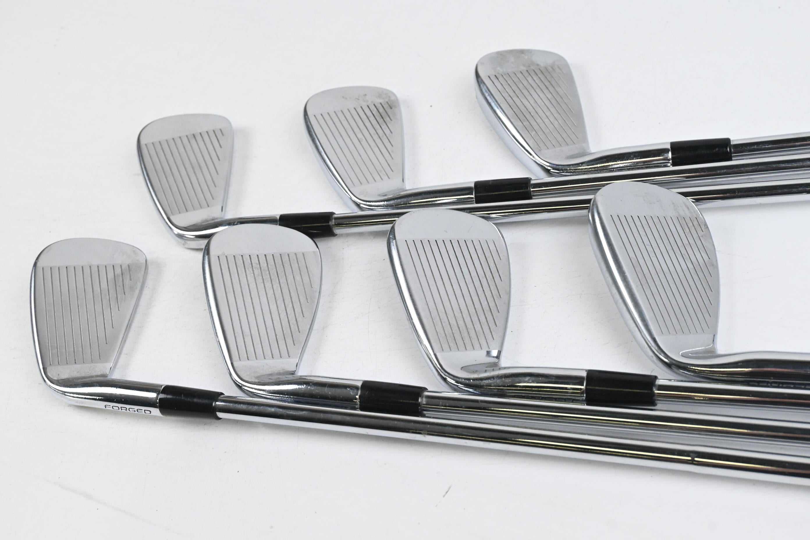 Kirkland Signature Irons / 4-PW / Stiff Flex Elevate 115 Shafts
