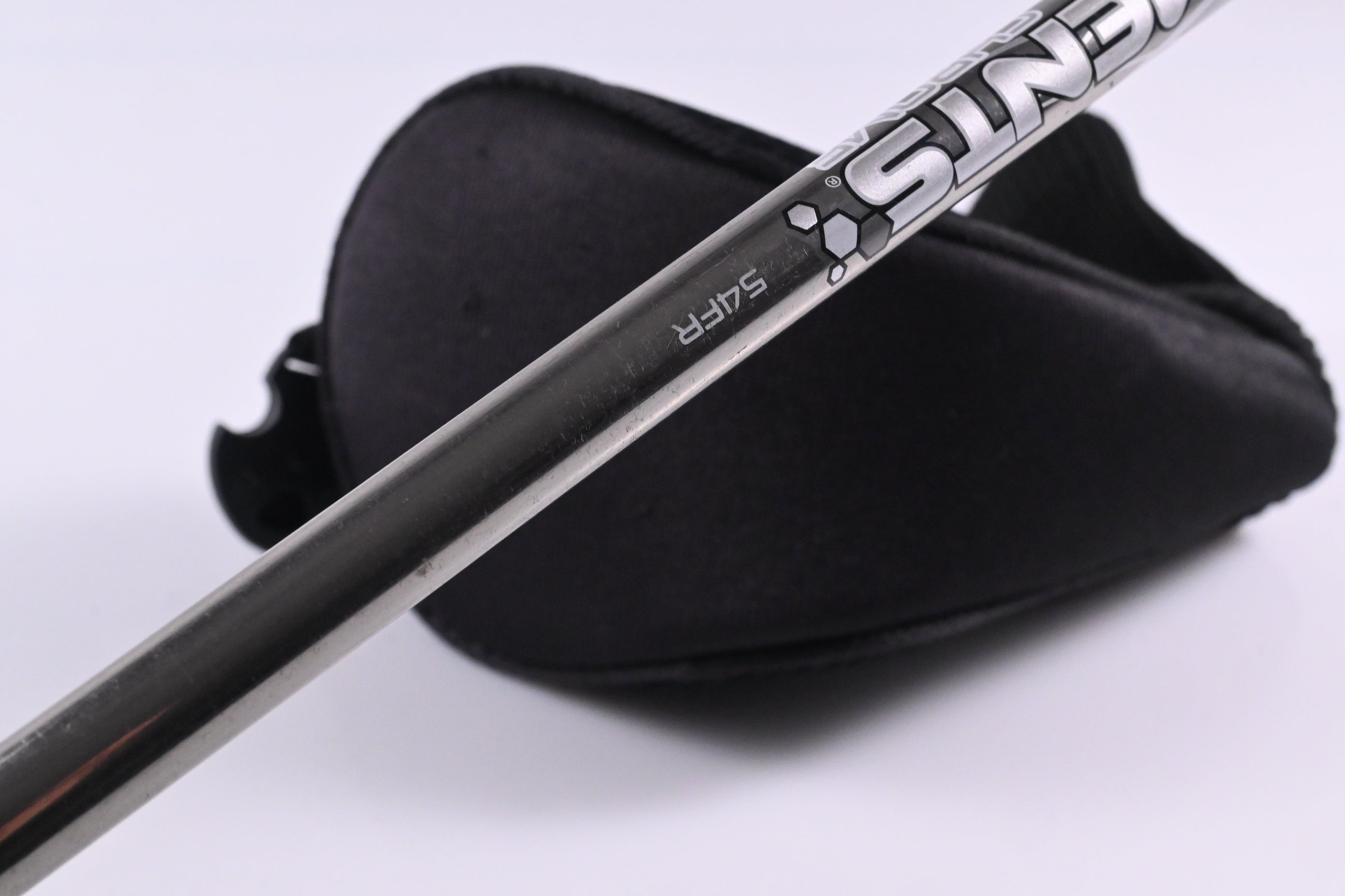 Wilson D200 #4 Hybrid / 22 Degree / Regular Flex UST Mamiya Elements Chrome 54