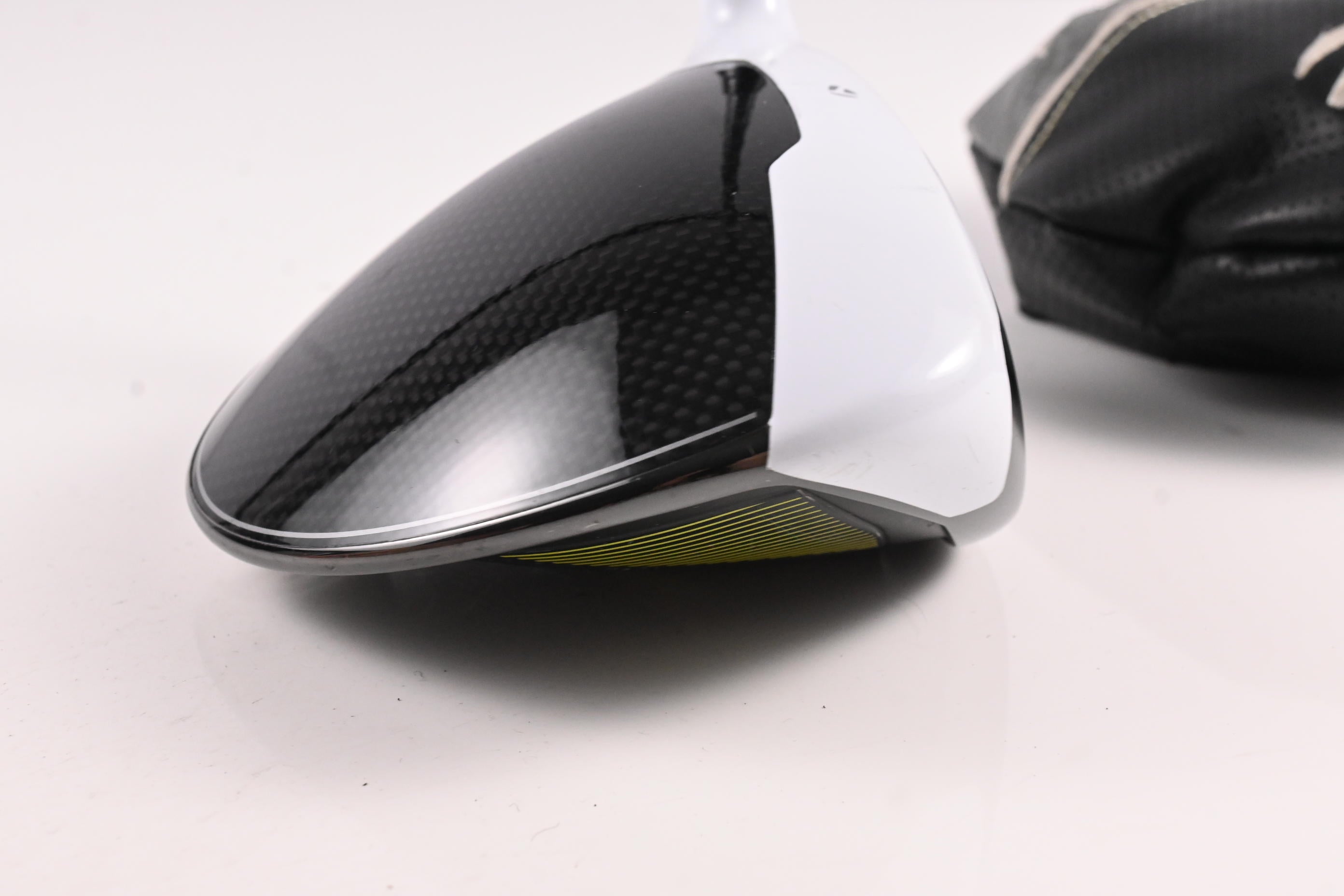 Taylormade M2 2017 Driver / 10.5 Degree / Regular Flex Fujikura XLR8 Pro 56