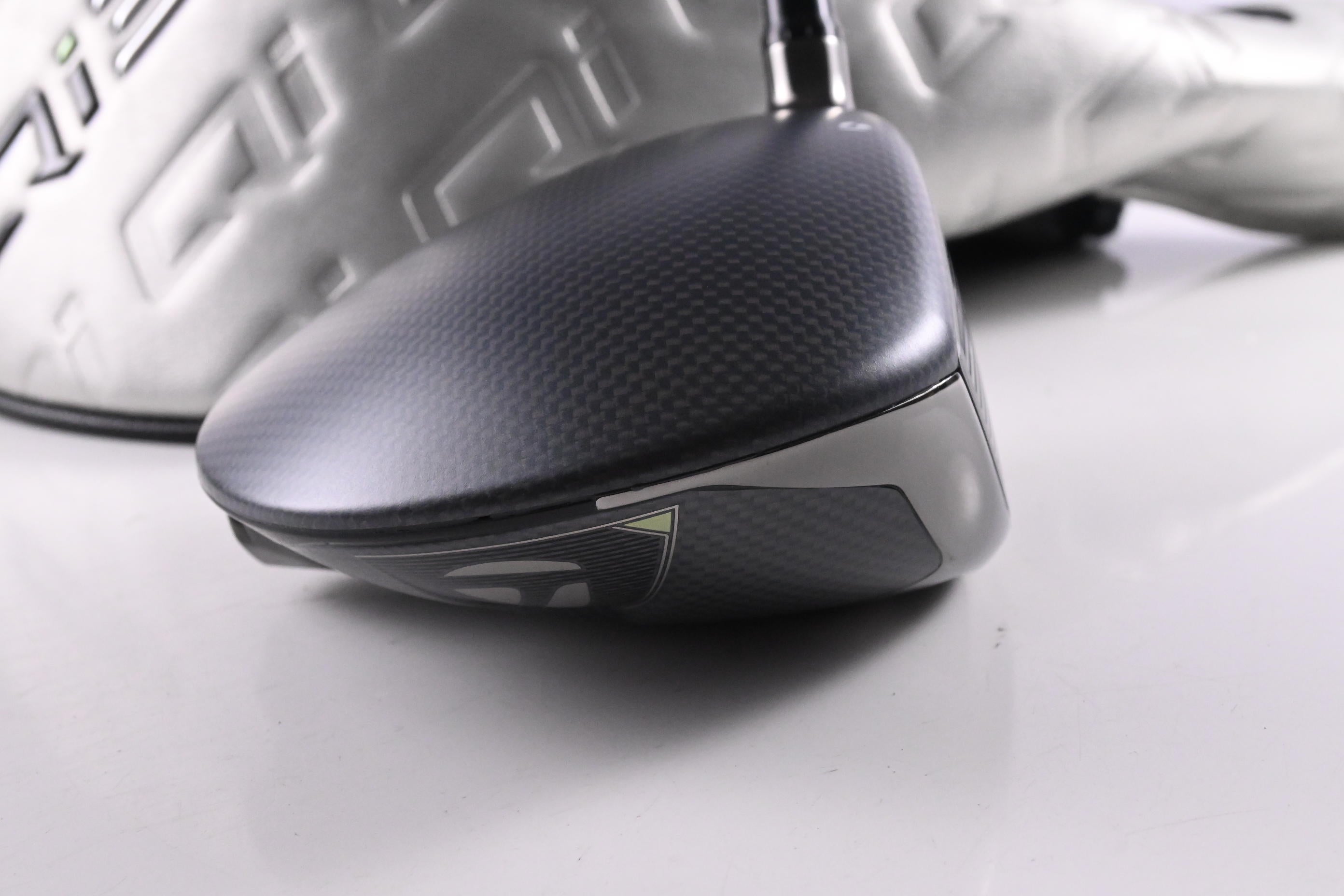 Taylormade Qi35 LS Driver / 9 Degree / Stiff Flex Fujikura Ventus Blue '25 5