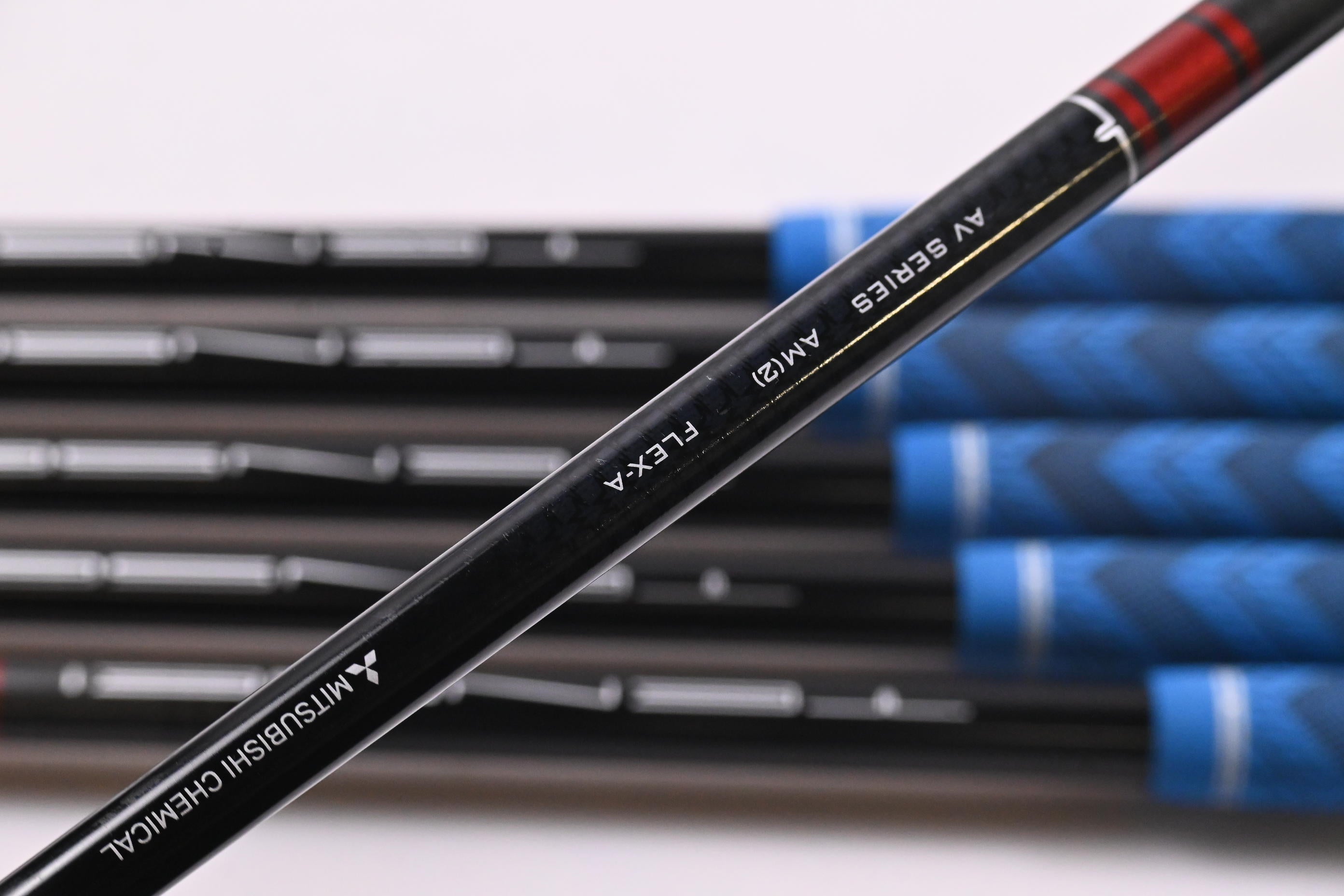 Titleist CB 620 Irons / 5-PW / Senior Flex Tensei AV Red AM(2) Shafts