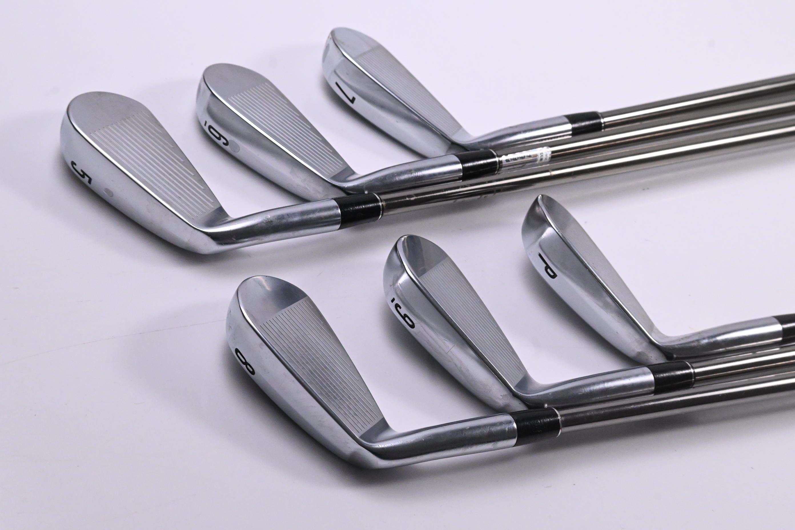 Srixon ZXi5 Irons / 5-PW / Stiff Flex UST Mamiya Recoil 95 Shafts