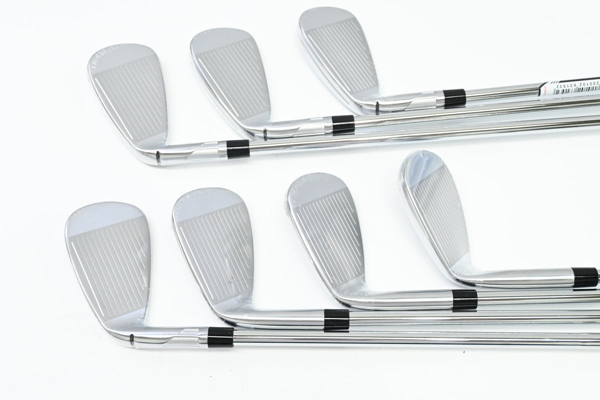 Taylormade Qi Max Irons / 5-PW+SW / Regular Flex KBS MAX MT 85 Shafts