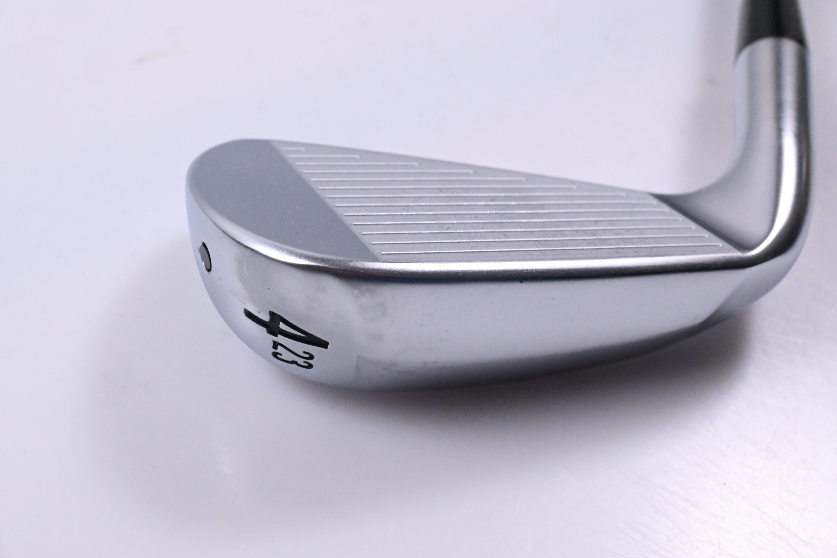 Srixon ZXiU Utility #4 Iron / 23 Degree / Regular Flex MMT 80 Shaft