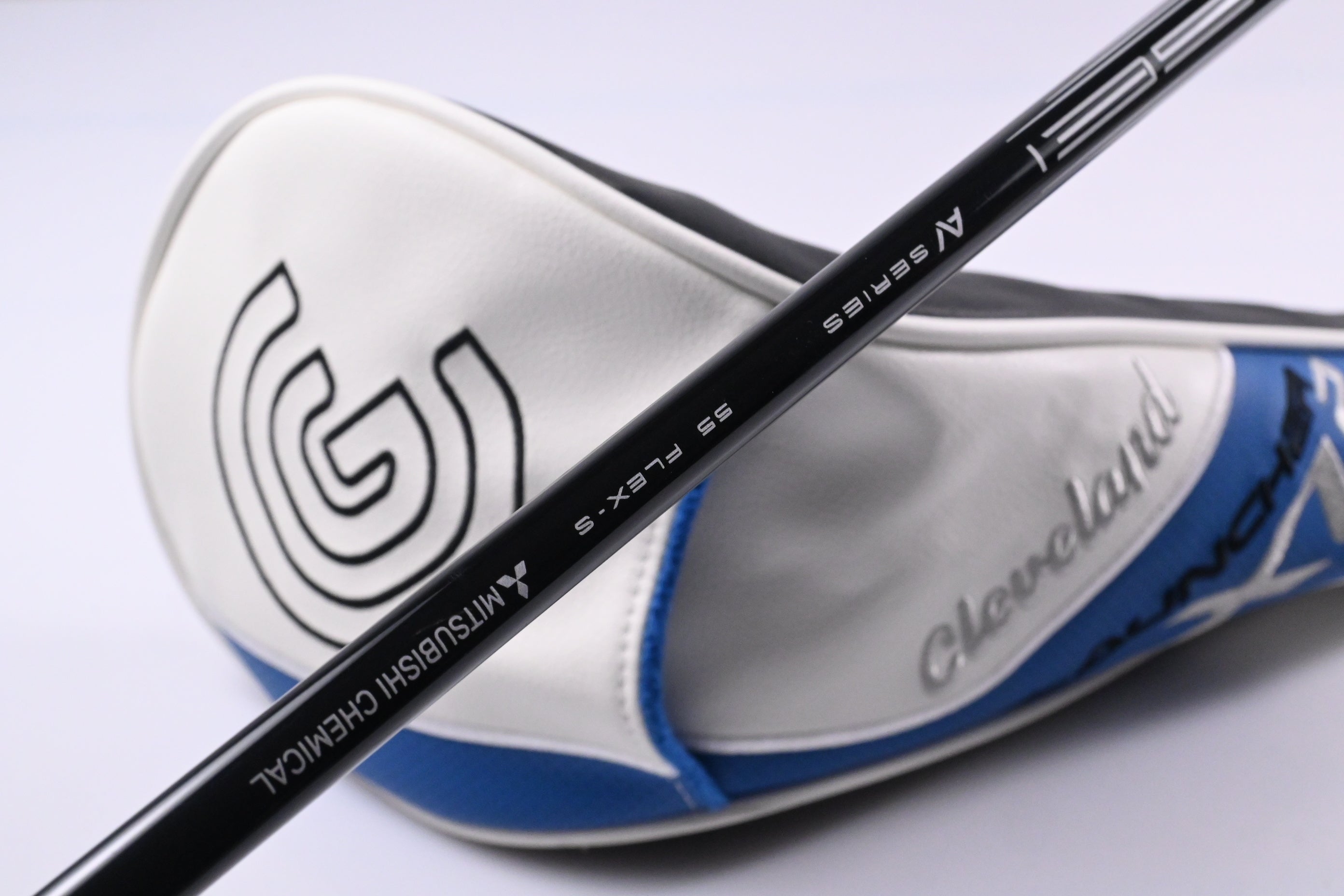 Cleveland Launcher XL 2 Driver / 9 Degree / Stiff Flex Tensei AV Blue 55 Shaft