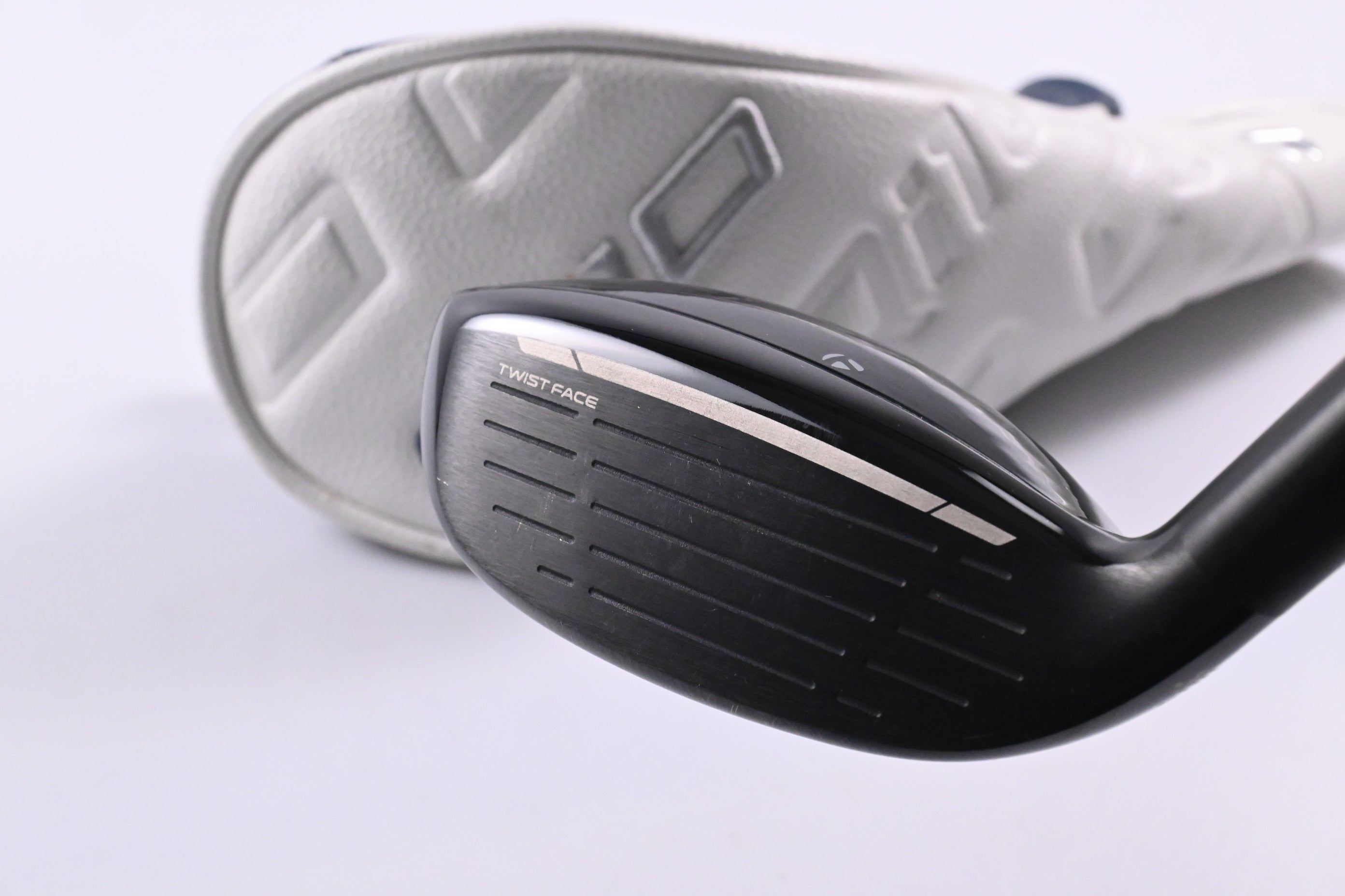 Taylormade Qi10 Max #4 Hybrid / 23 Degree / Regular Flex Speeder NX TCS 50 Shaft