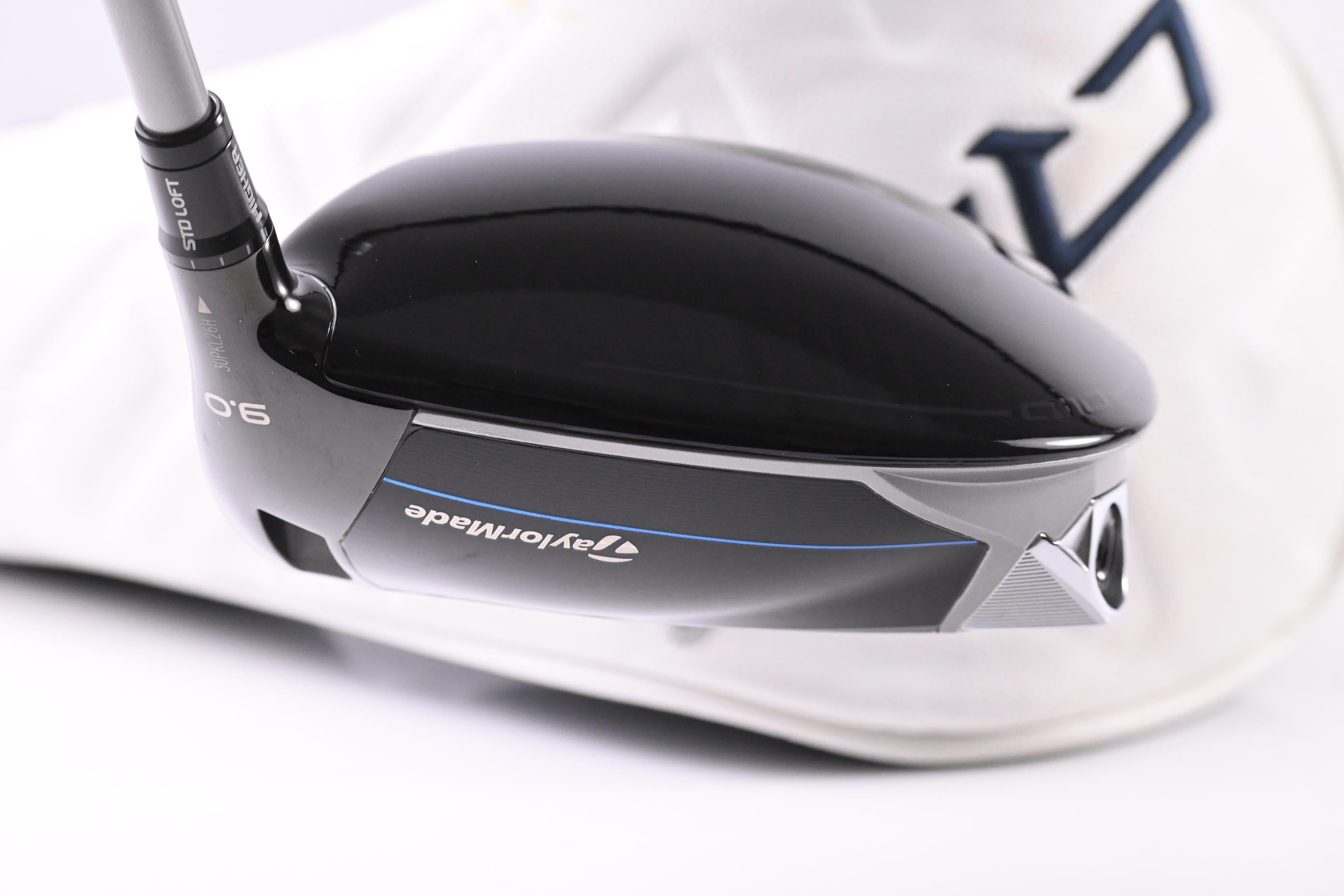 Taylormade Qi10 LS Driver / 9 Degree / Regular Flex Fujikura Speeder NX TCS 50