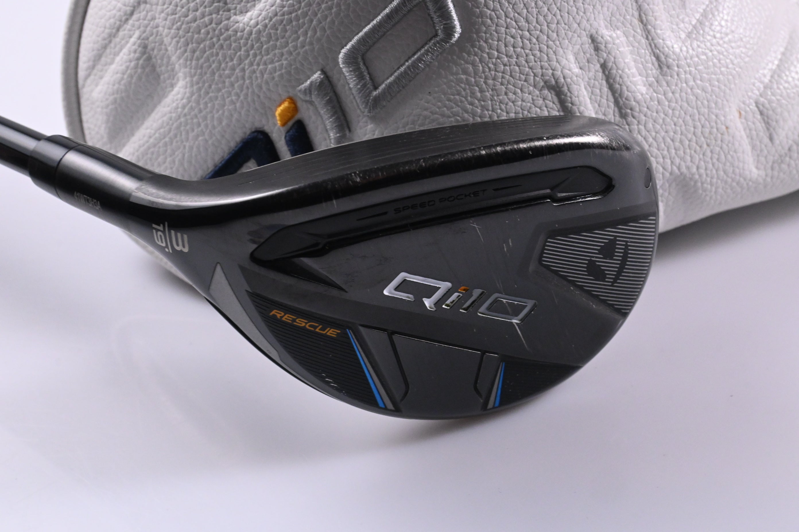 Left Hnad Taylormade Qi10 #3 Hybrid / 19 Degree / Stiff Flex HZRDUS Gen4 Black 80