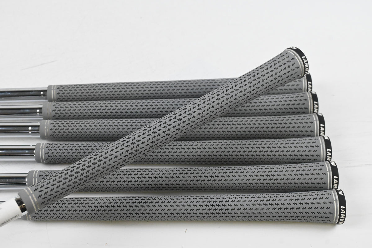 Kirkland Signature Irons / 4-PW / Stiff Flex Elevate 115 Shafts