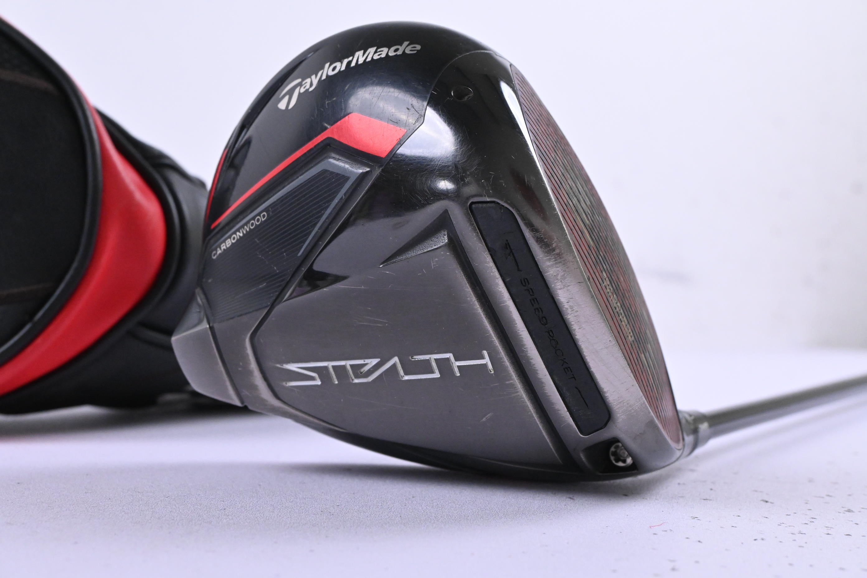 Taylormade Stealth Driver / 10.5 Degree / Regular Flex Fujikura Ventus Red 5