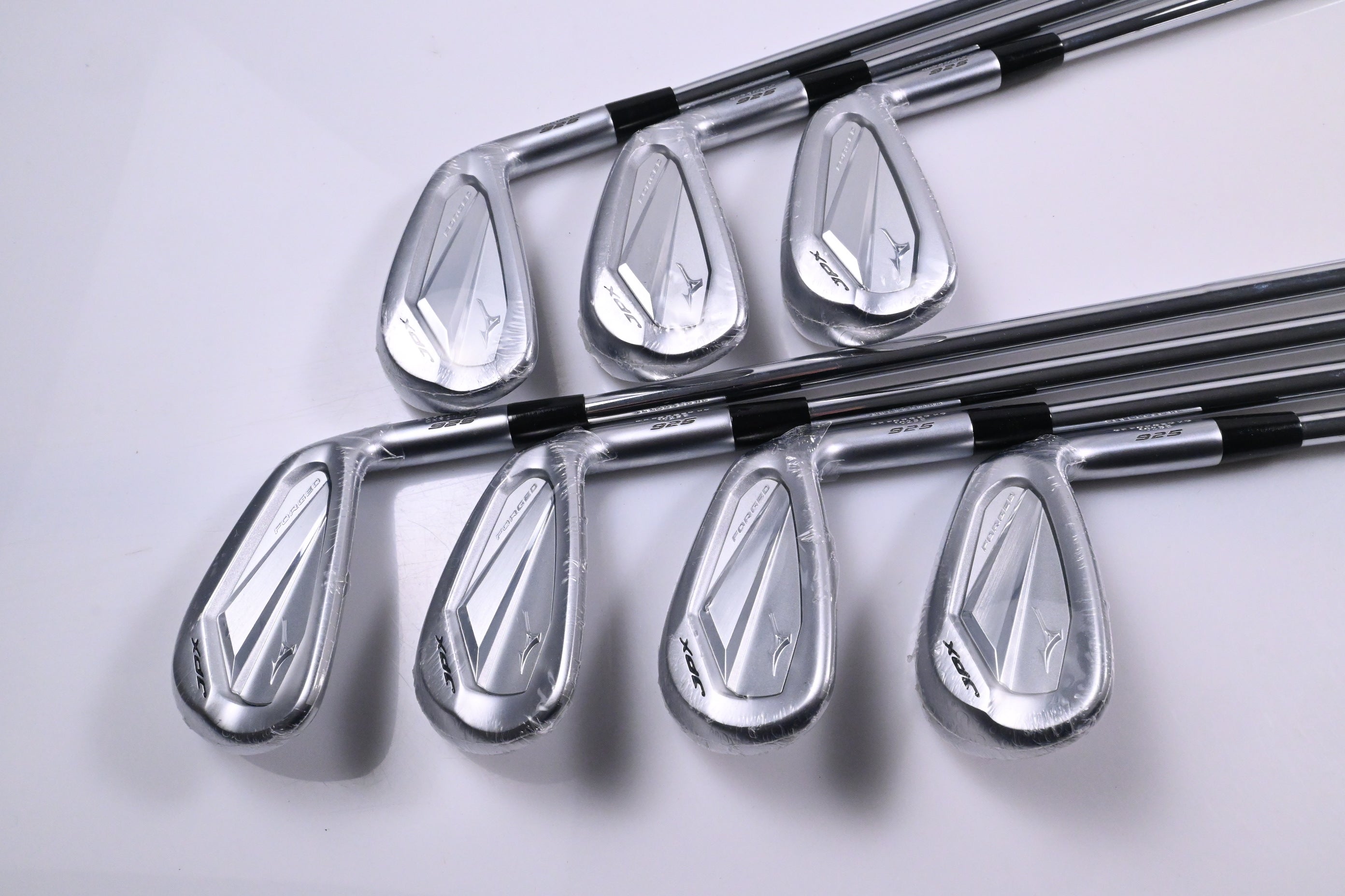 Mizuno JPX 925 Forged Irons / 4-PW / Stiff Flex Dynamic Gold S300 Shafts