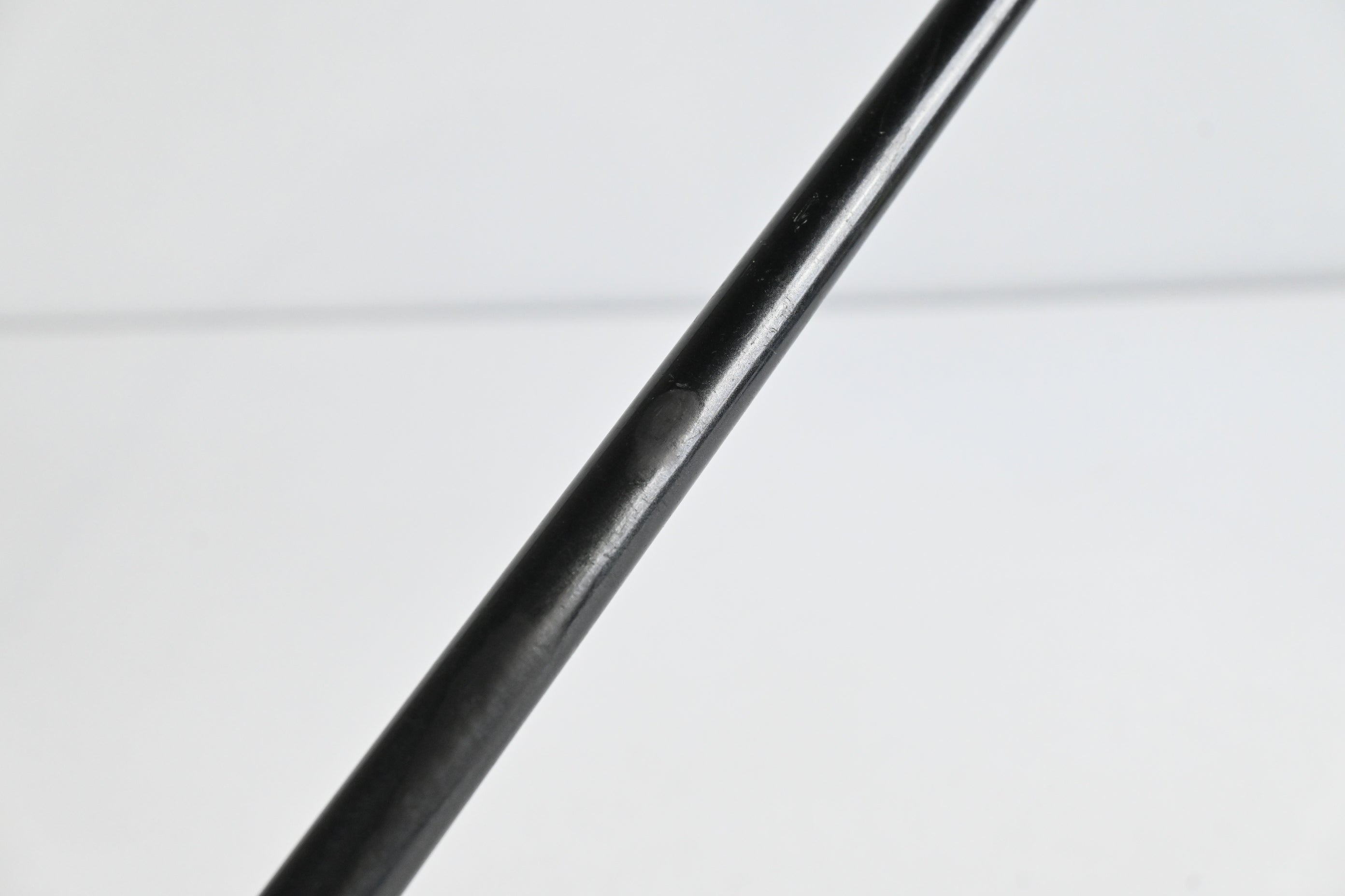 Taylormade R1 Driver / 8-12 Degree / Regular Flex Aldila RIP Phenom 55 Shaft
