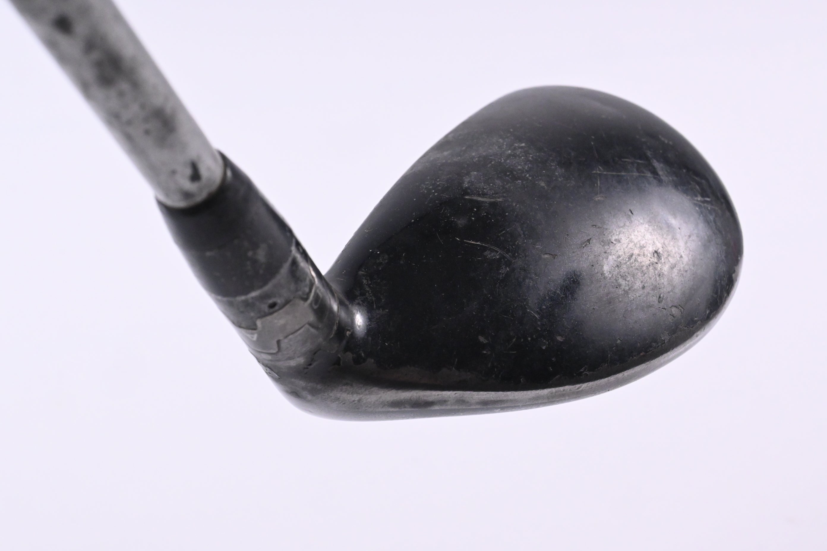 Titleist 915H #2 Hybrid / 18 Degree / Stiff Flex Diamana S+ Blue 70 Shaft