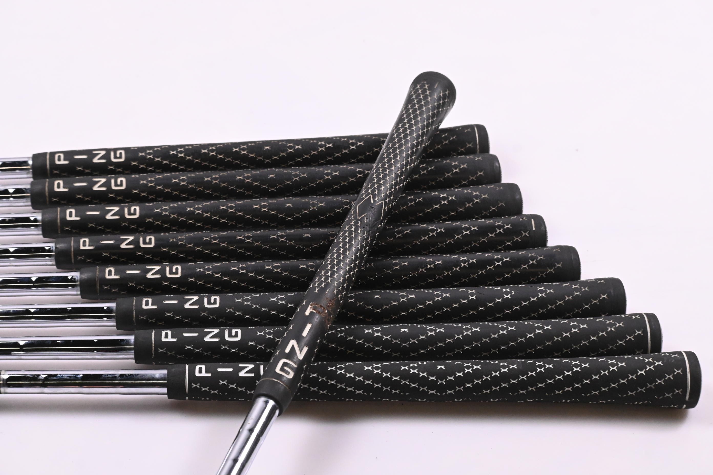 Ping i3 O-Size Irons / 3-PW+SW / Regular Flex Ping JZ Cushin Shafts