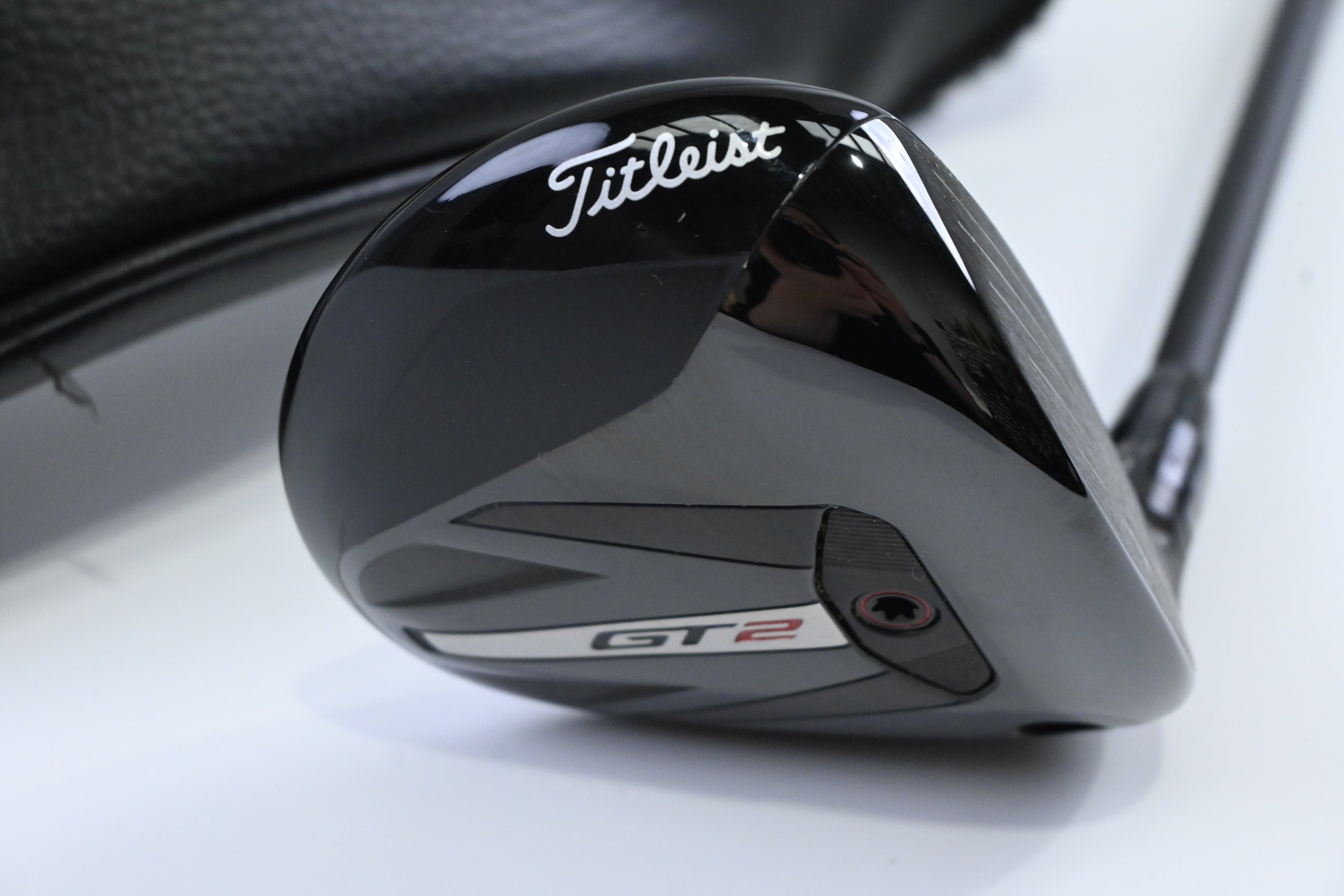Titleist GT2 #5 Wood / 18 Degree / Stiff Flex HZRDUS Gen5 Black 70 Shaft