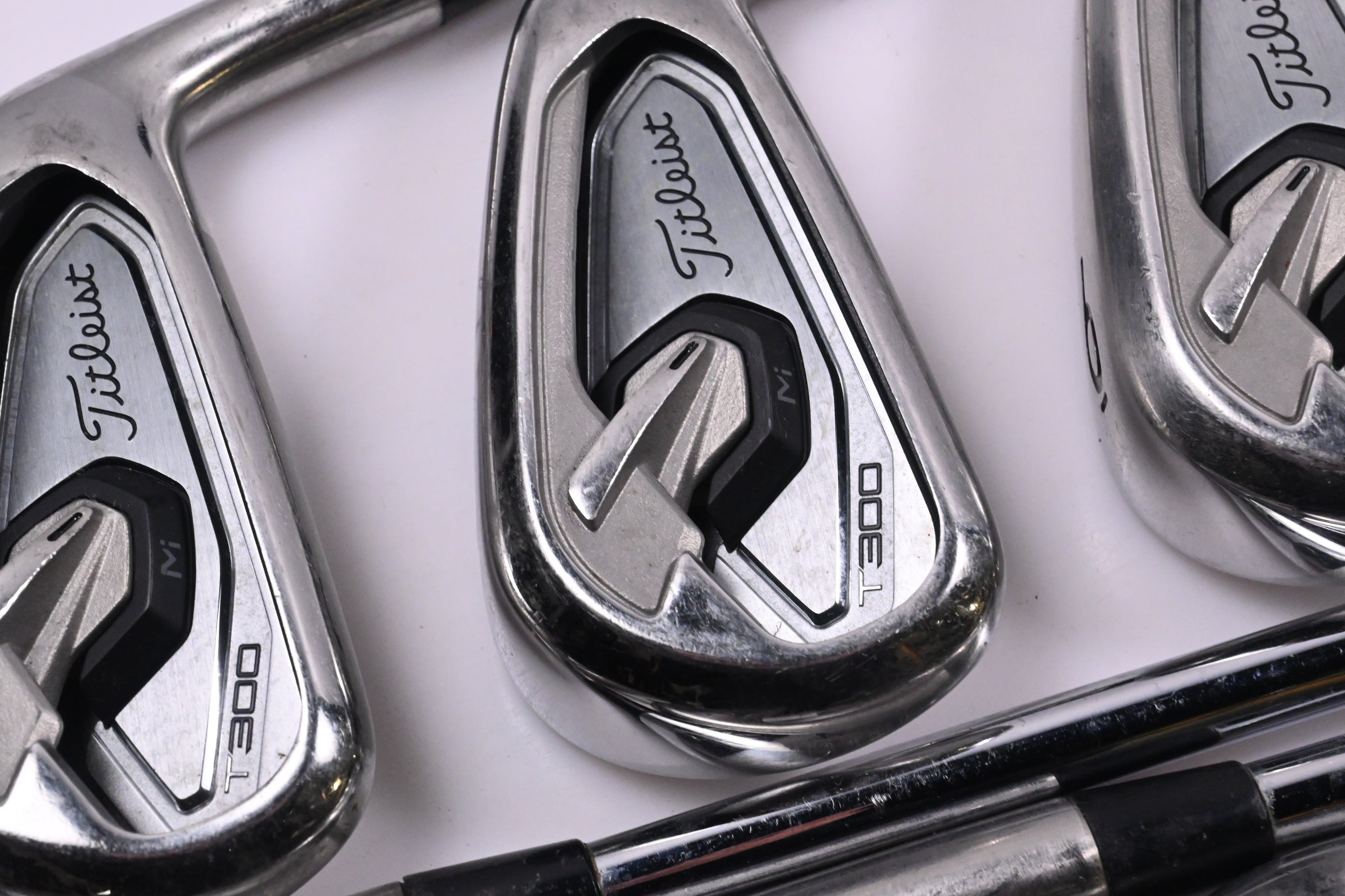 Titleist T300 2019 Irons / 4-PW / Regular Flex N.S.Pro 950GH Shafts
