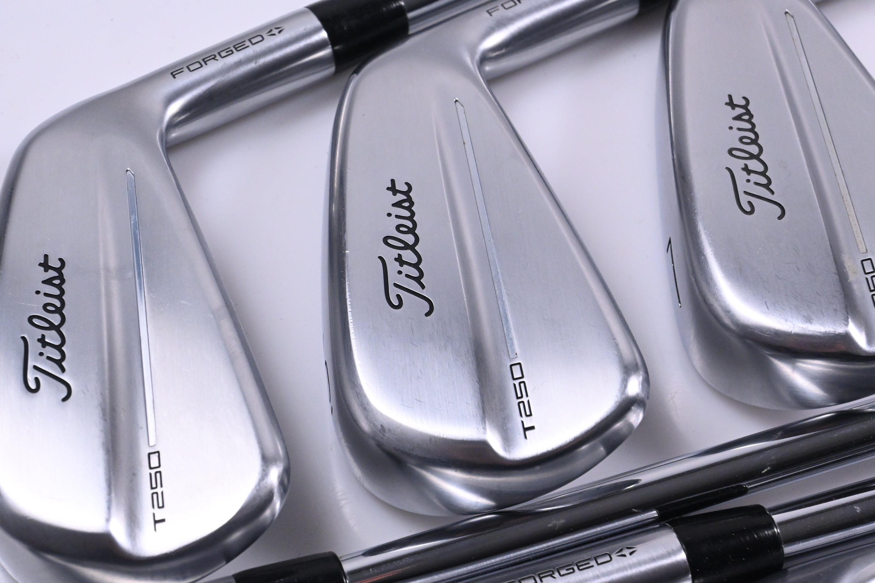 Titleist T250 2025 Irons / 5-PW+48° / Stiff Flex AMT Black Shafts