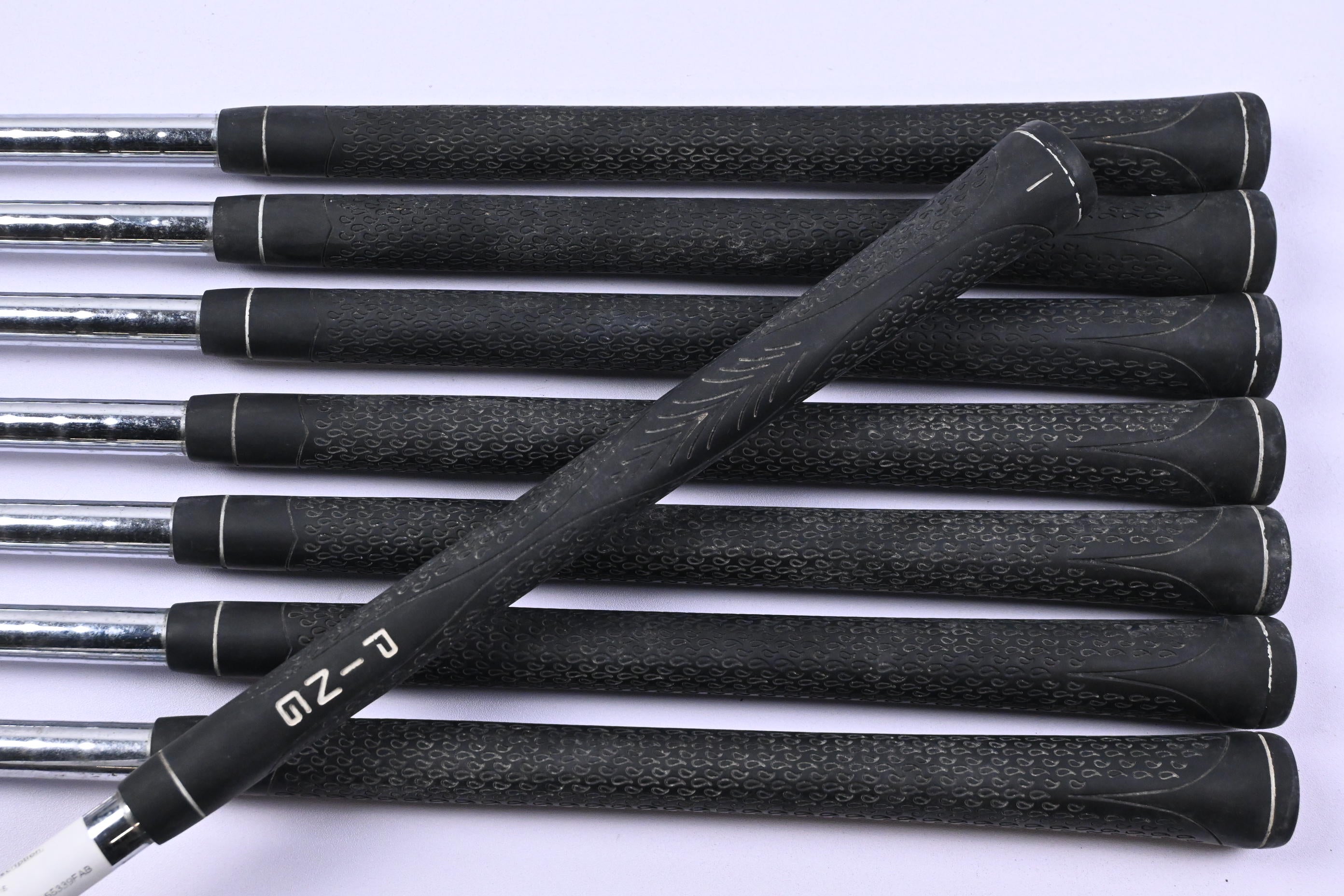 Ping G5 Irons / 4-PW+SW / Black Dot / Regular Flex Ping AWT Shafts