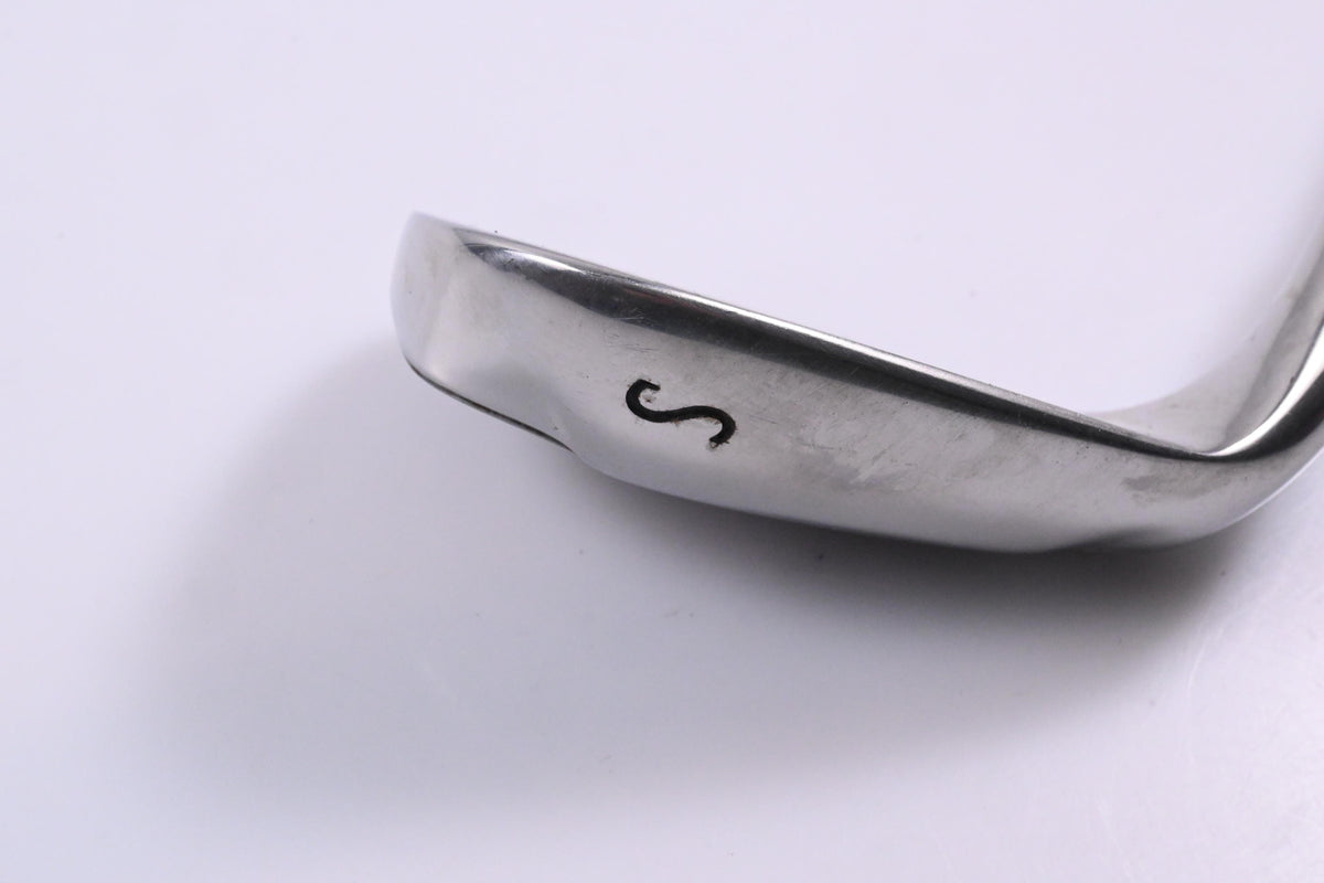 Wilson Staff D100 Sand Wedge / 54 Degree / Uniflex True Temper Shaft
